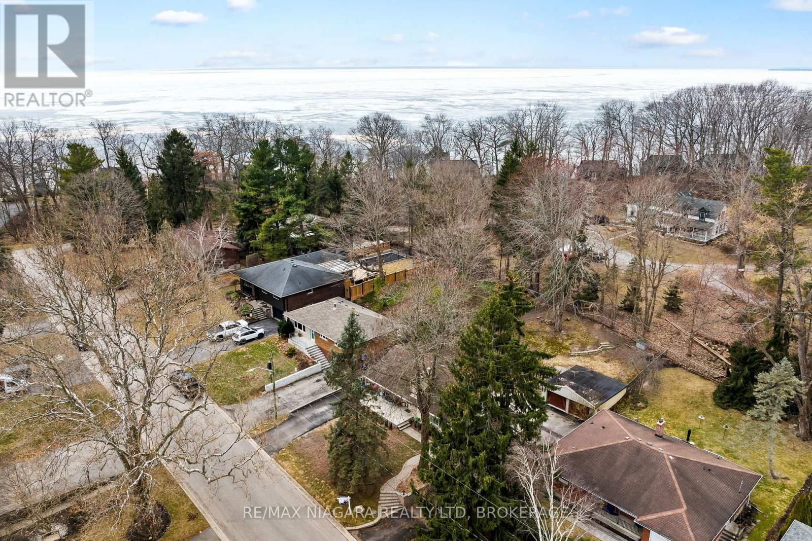 12 CEDAR STREET Image 6