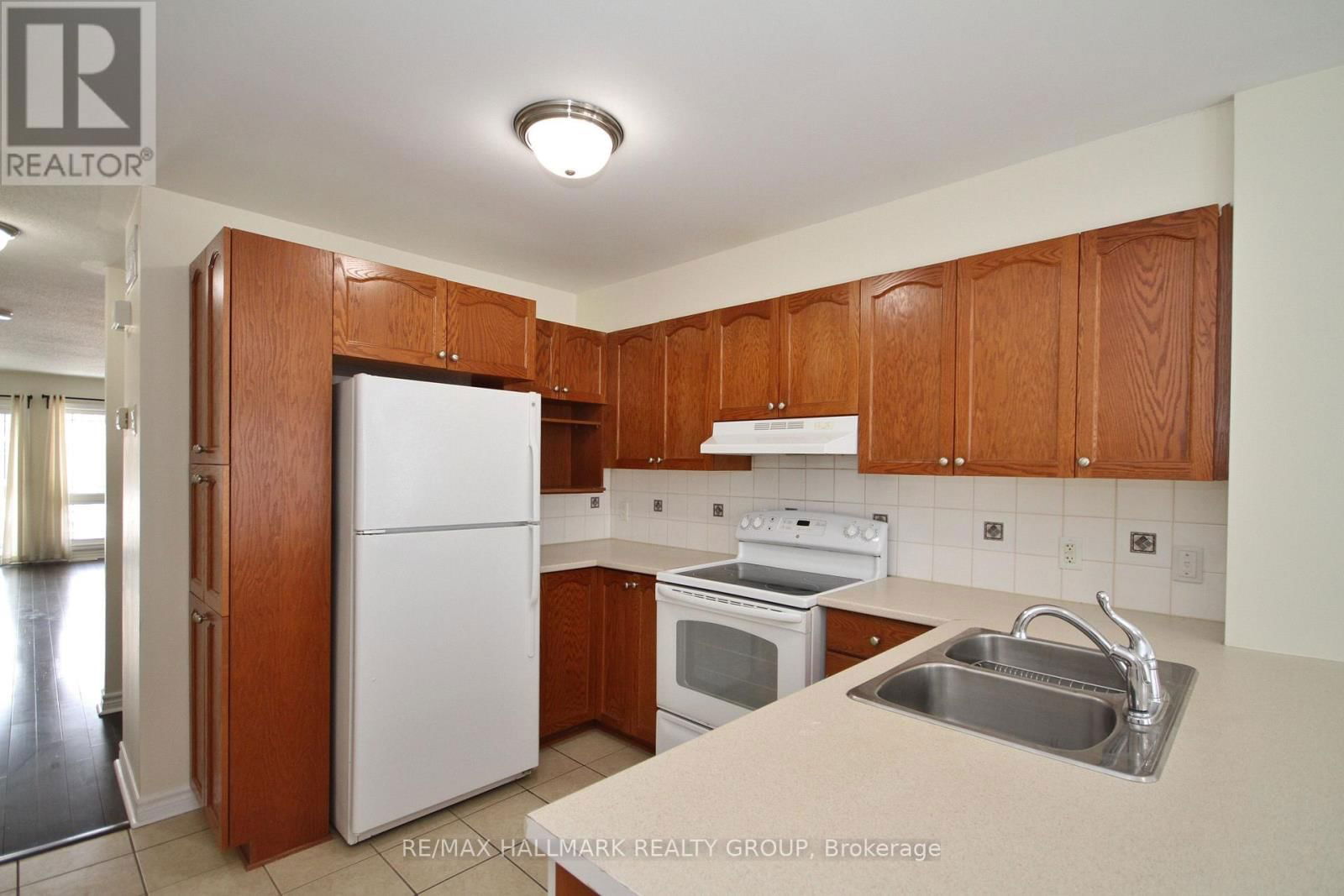 148 PASEO PRIVATE Image 8
