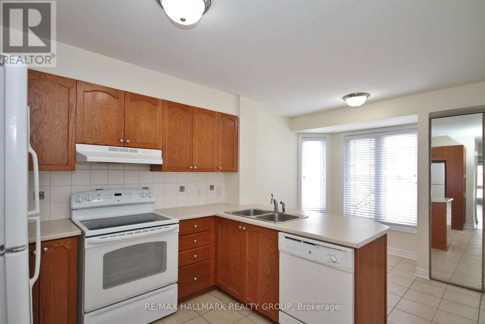 148 PASEO PRIVATE Image 9