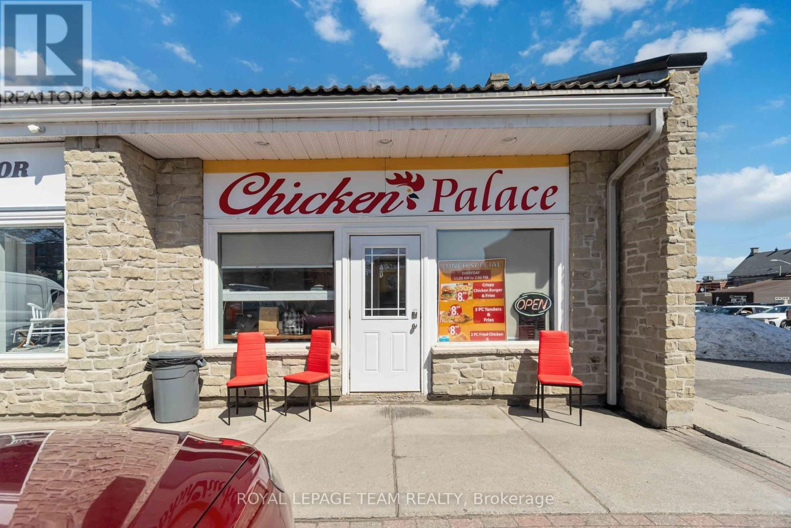 8 - 75 ELGIN STREET WEST Image 1