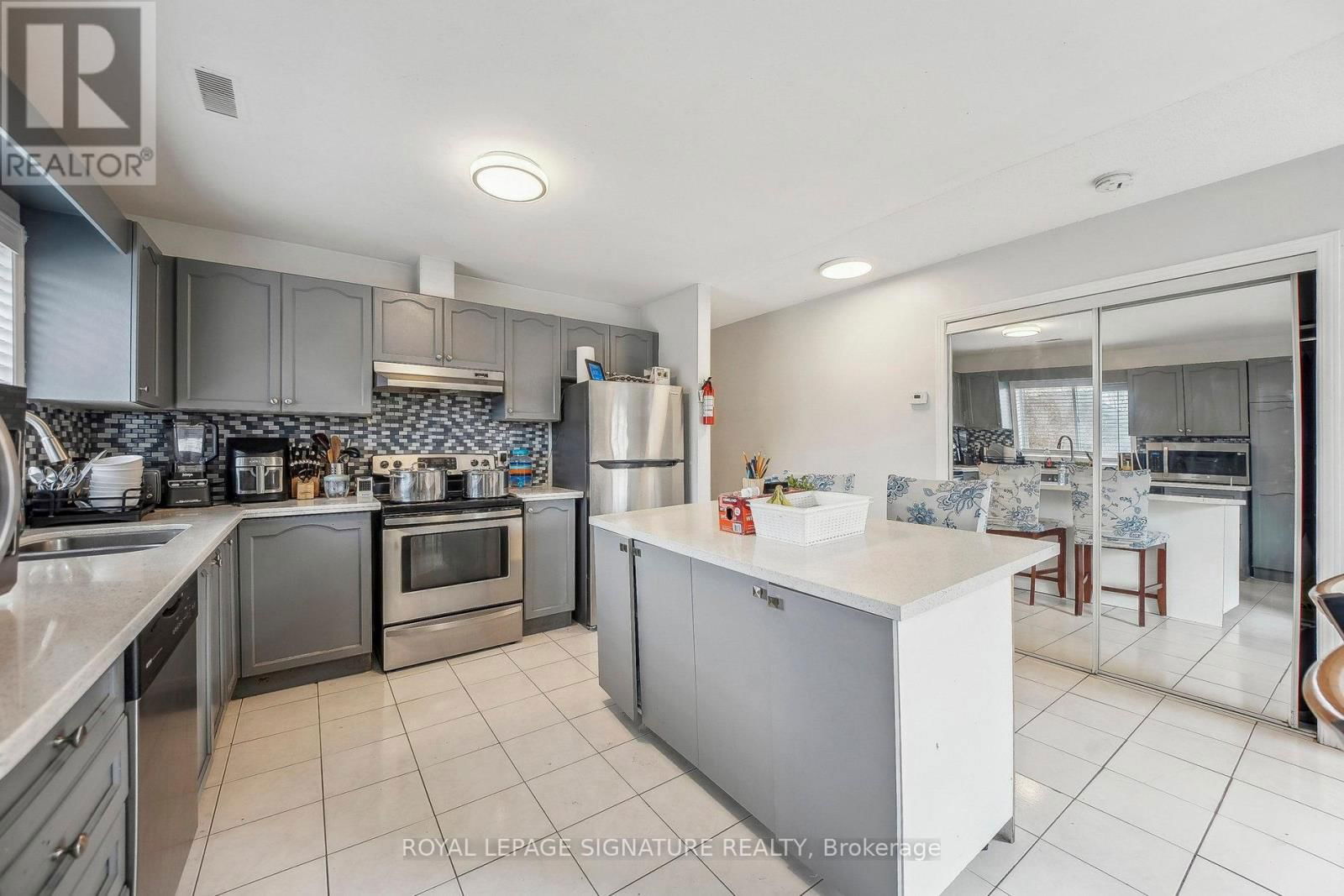 90 TISDALE STREET SOUTH Image 12