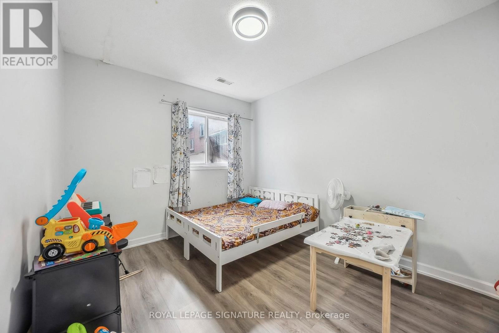90 TISDALE STREET SOUTH Image 15