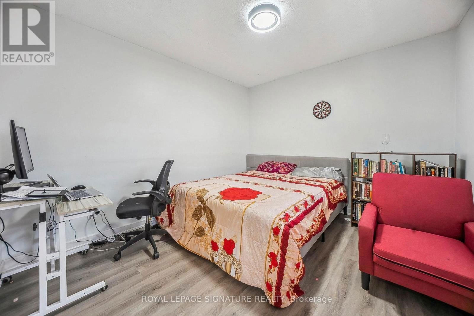 90 TISDALE STREET SOUTH Image 23
