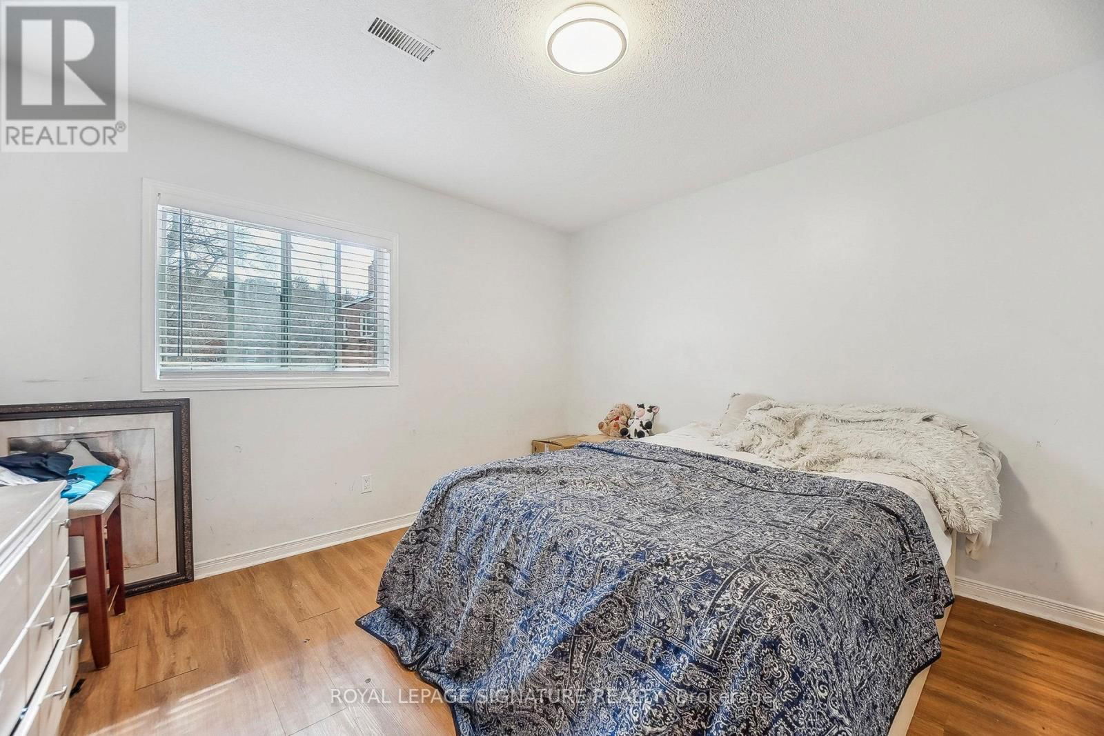 90 TISDALE STREET SOUTH Image 30