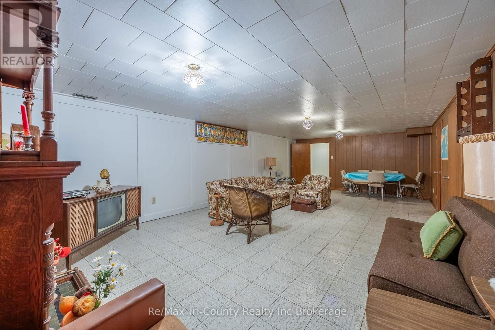 39 LISGAR AVENUE Image 22