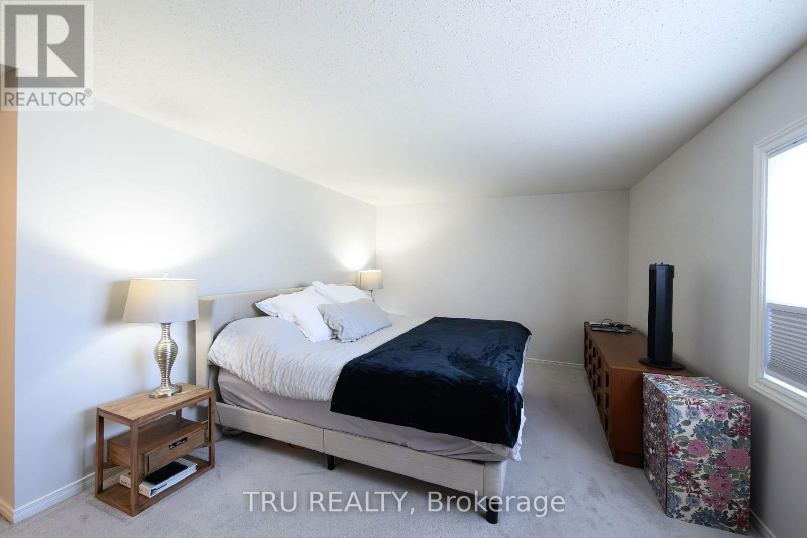 49 FLORIZEL AVENUE Image 24