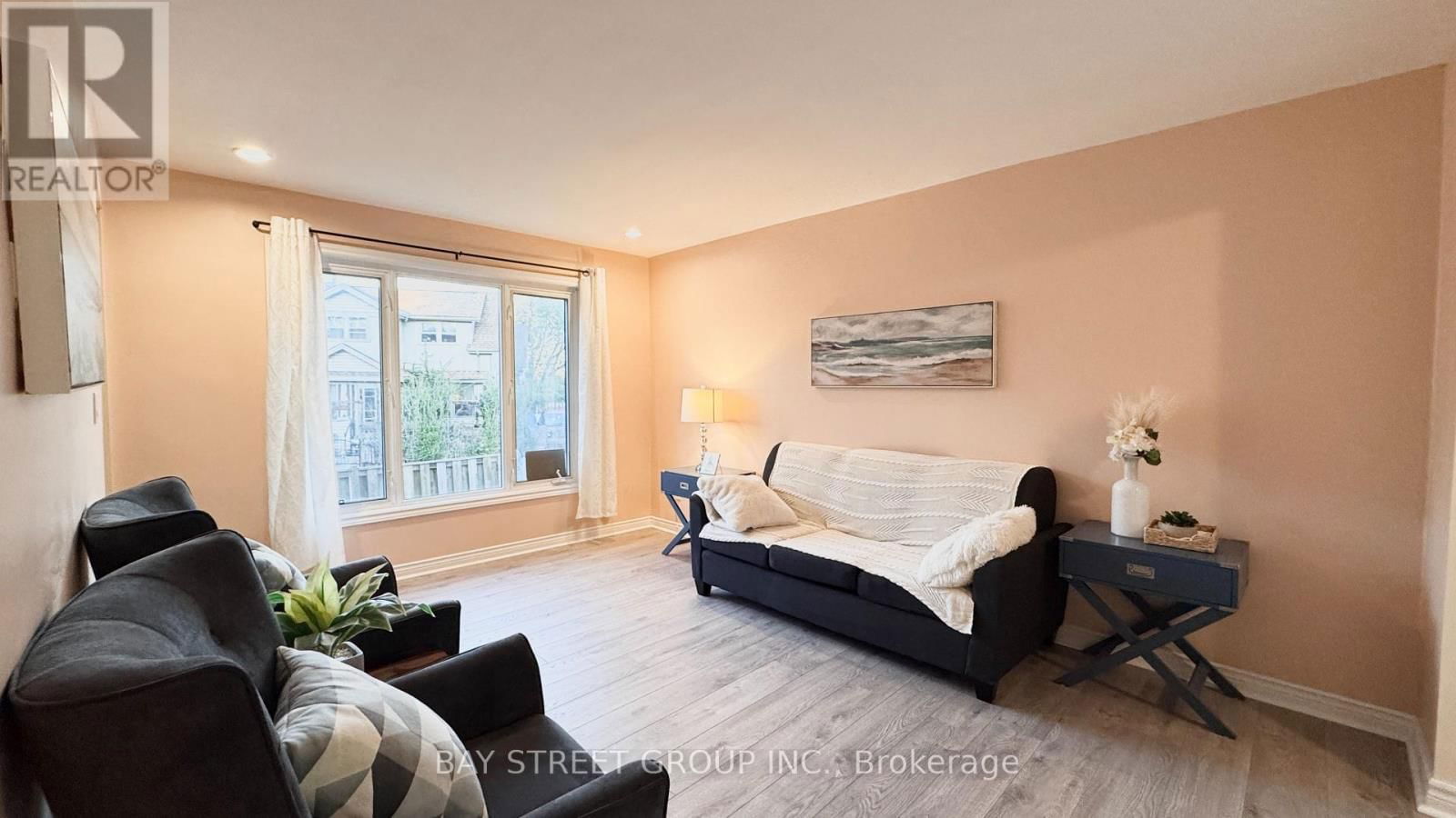 4554 RYERSON CRESCENT Image 10