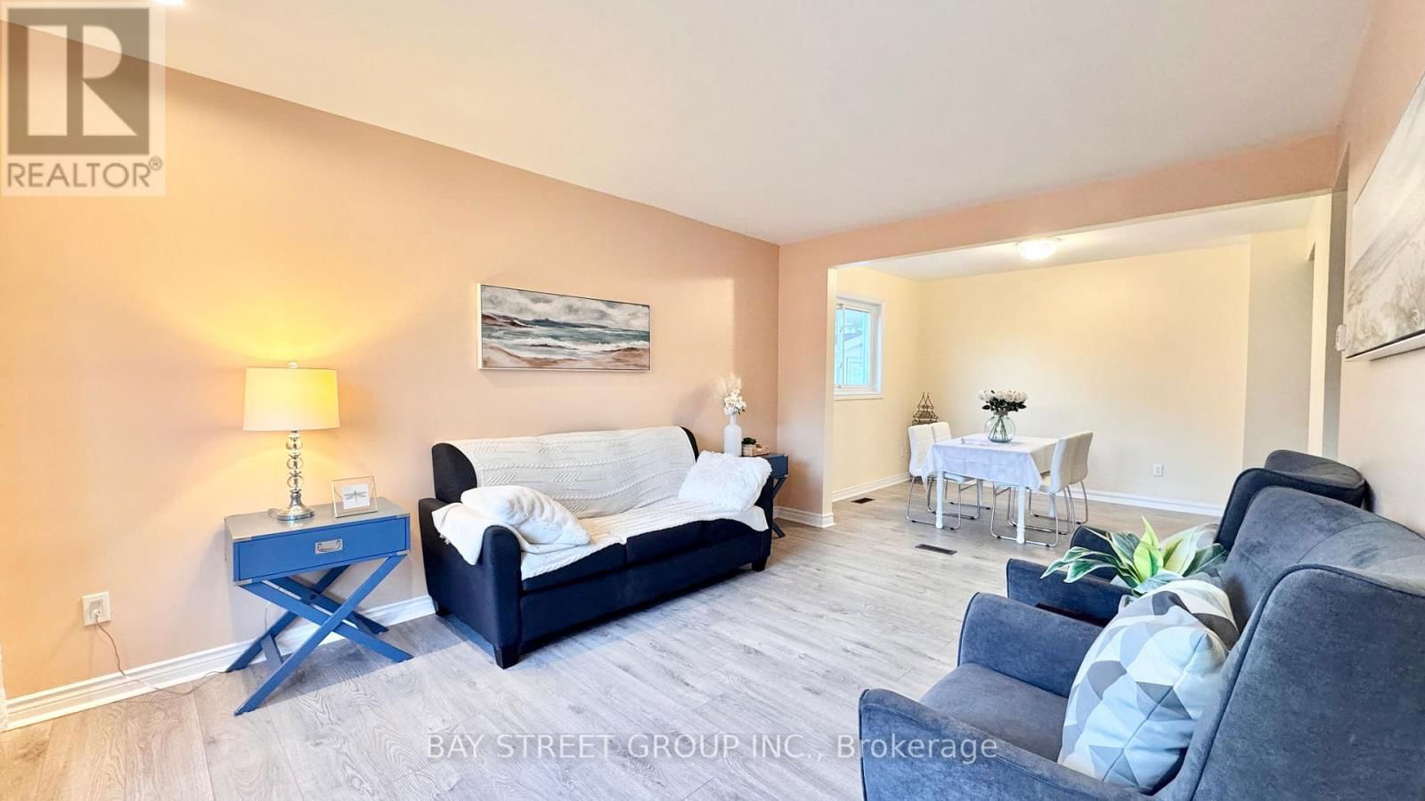 4554 RYERSON CRESCENT Image 11