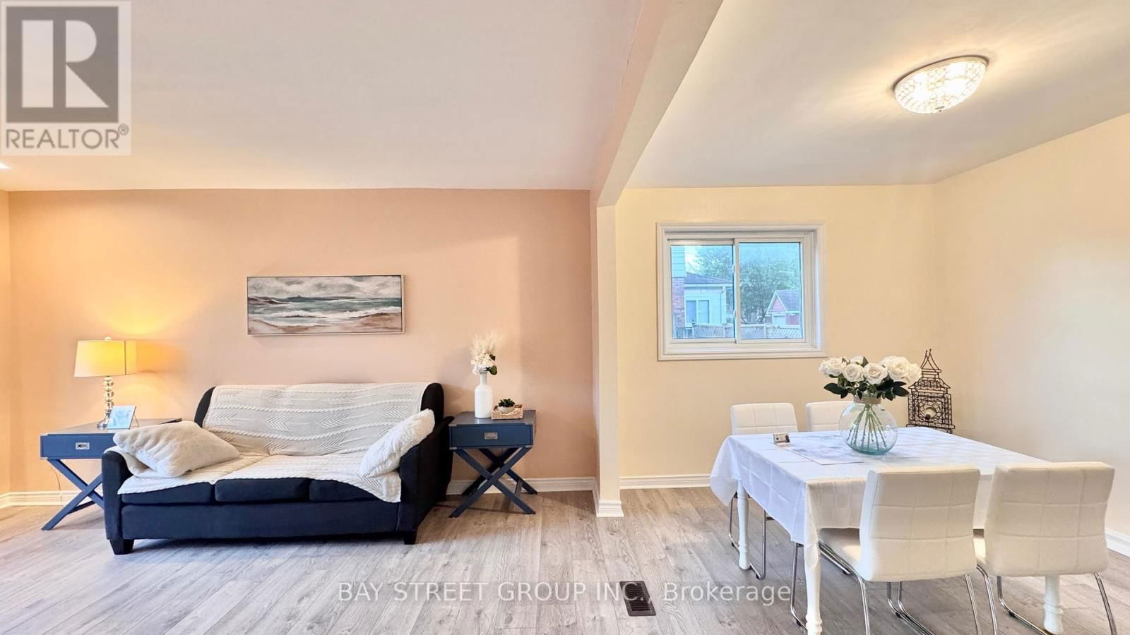4554 RYERSON CRESCENT Image 14