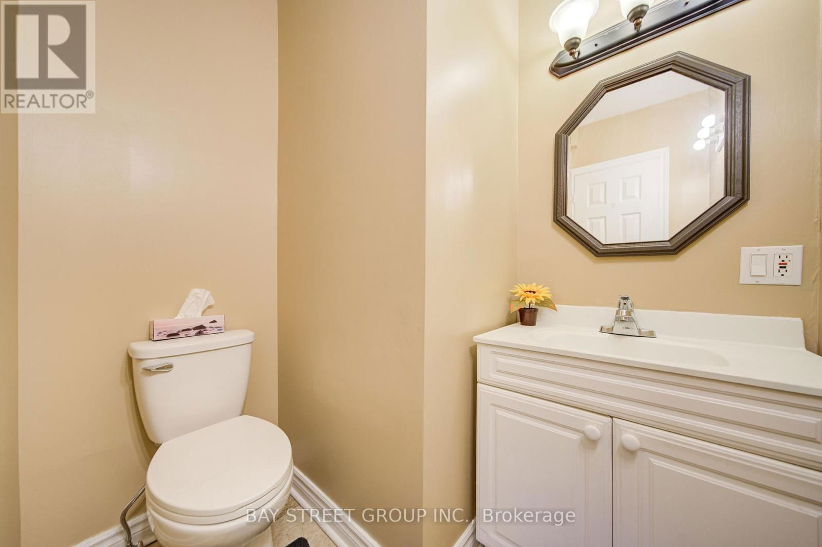 4554 RYERSON CRESCENT Image 18