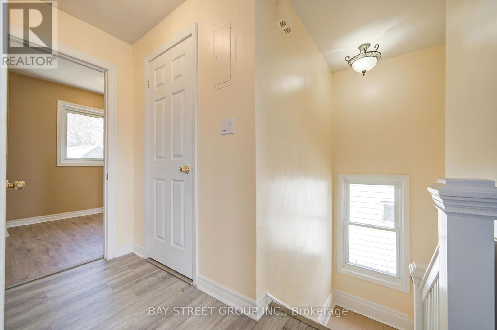4554 RYERSON CRESCENT Image 26