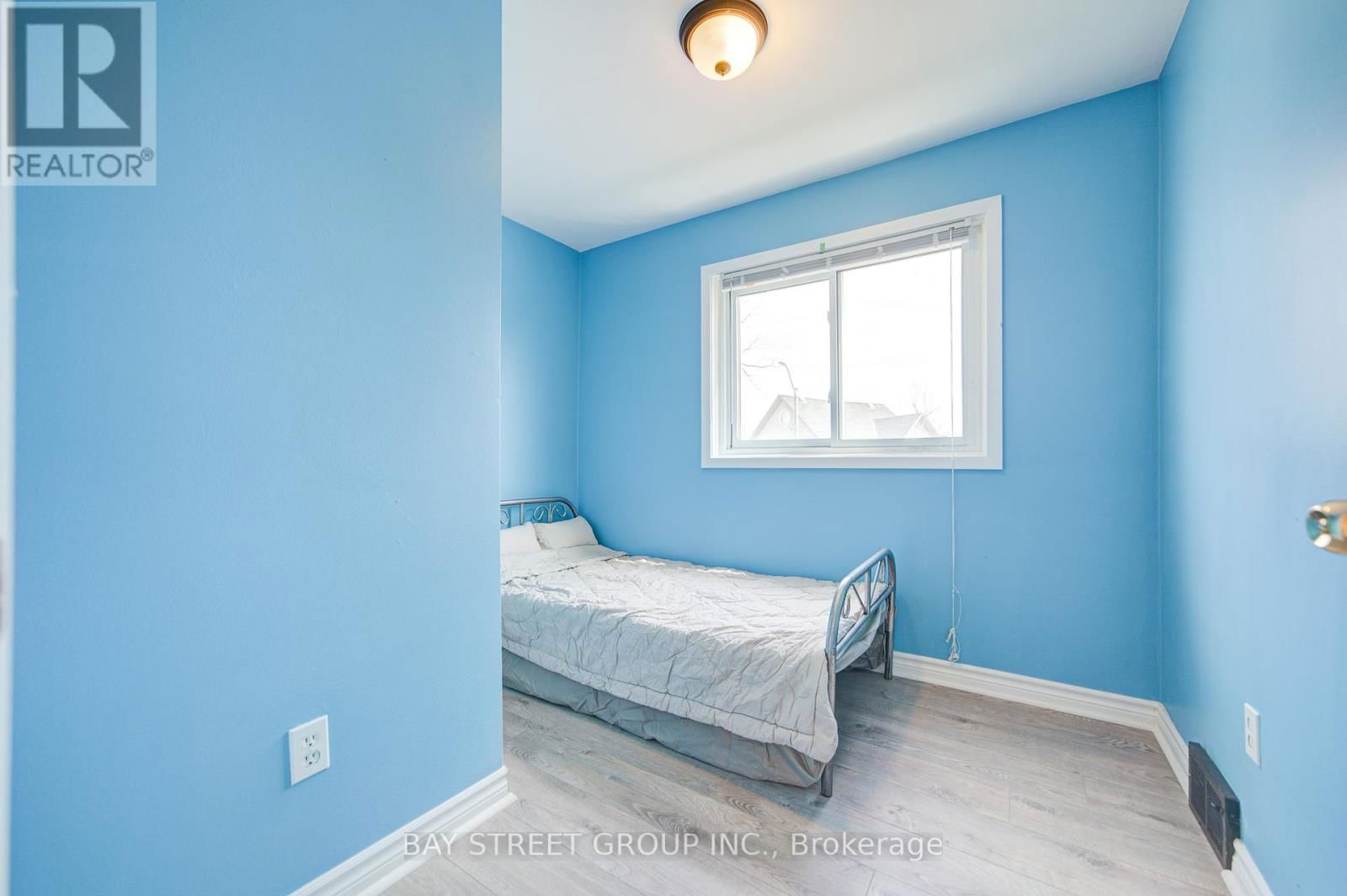 4554 RYERSON CRESCENT Image 27