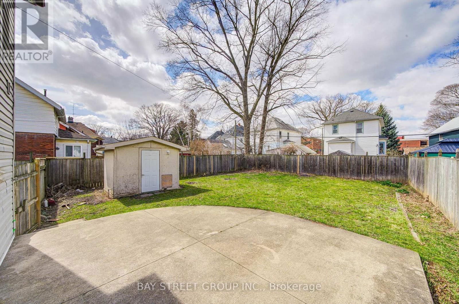 4554 RYERSON CRESCENT Image 45