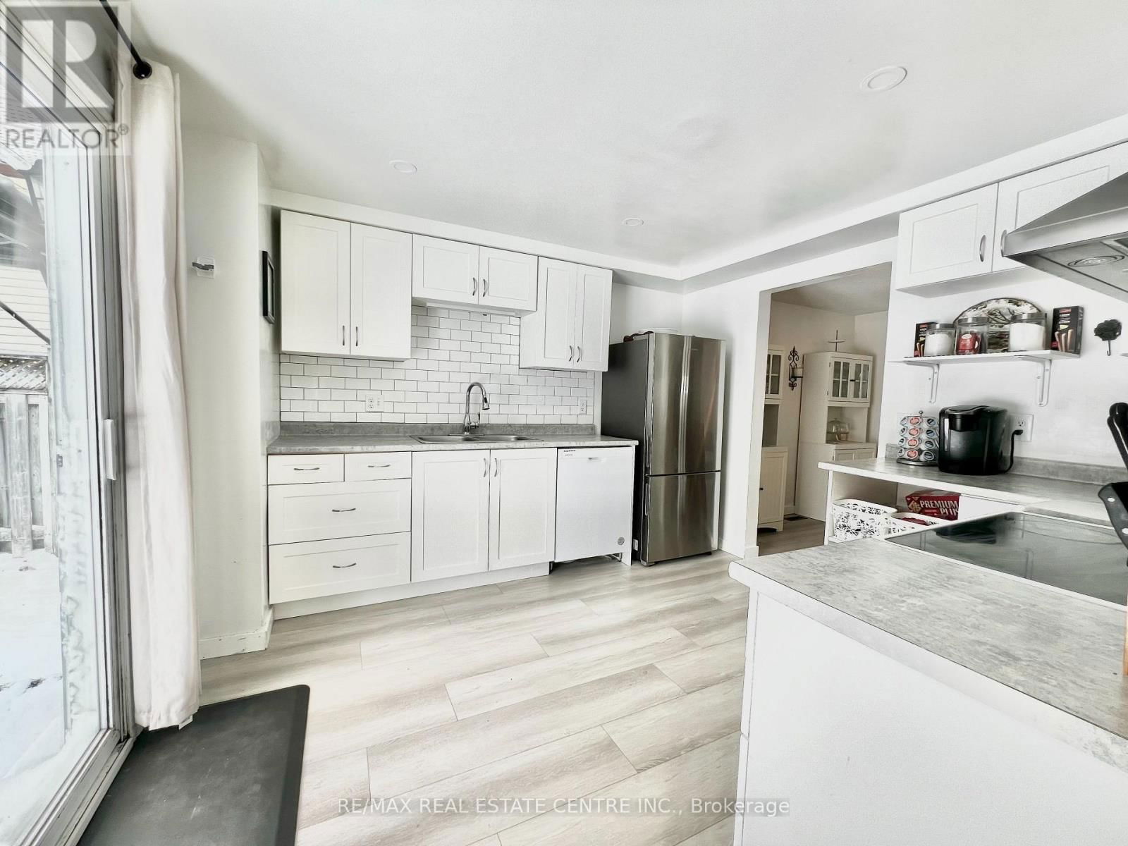 616 CANFIELD PLACE Image 13
