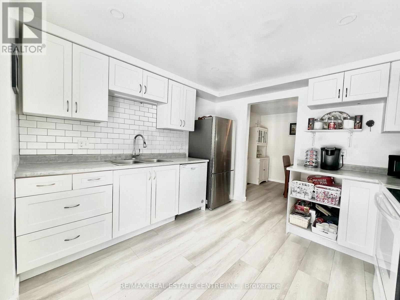 616 CANFIELD PLACE Image 14