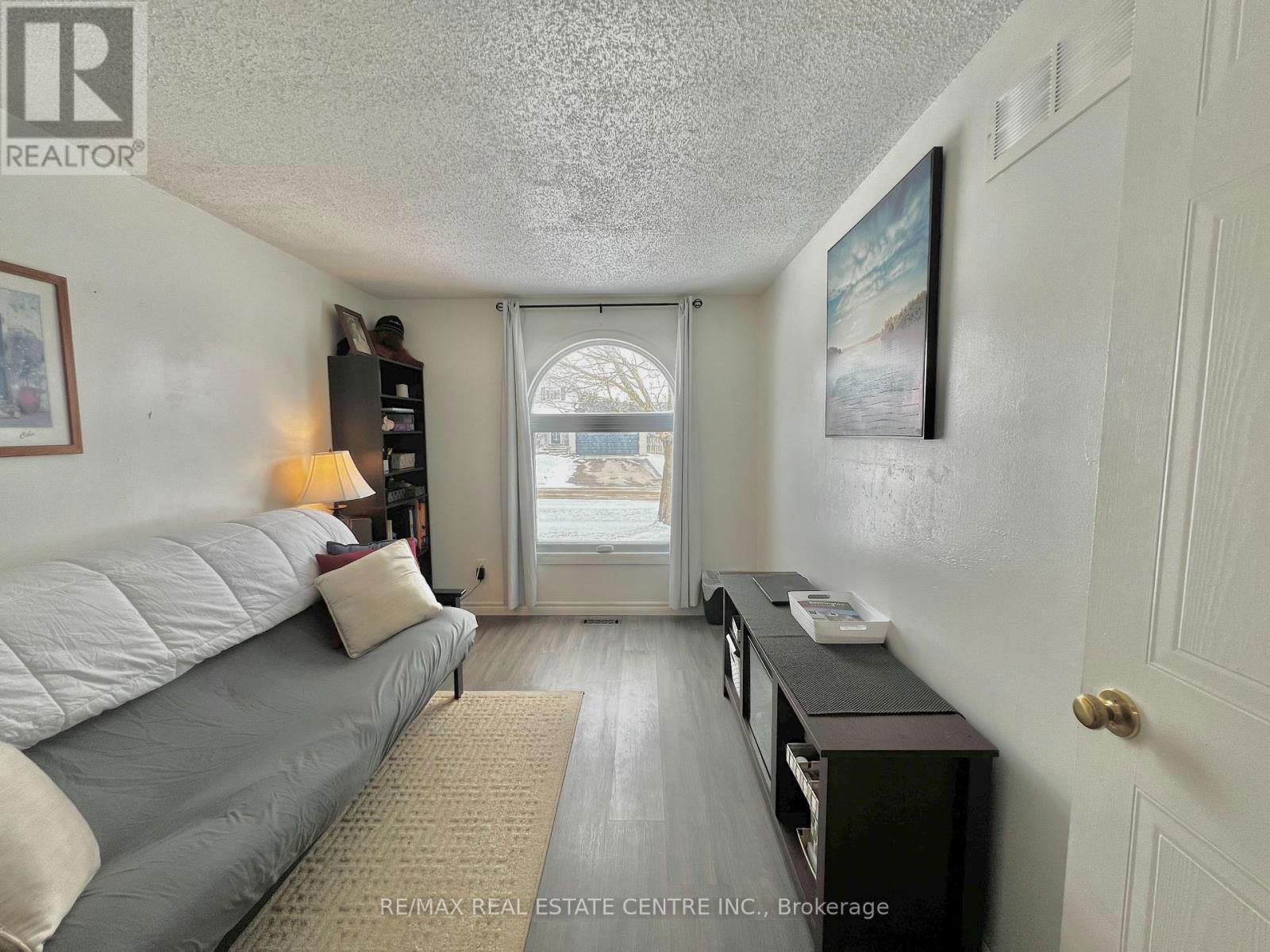 616 CANFIELD PLACE Image 32