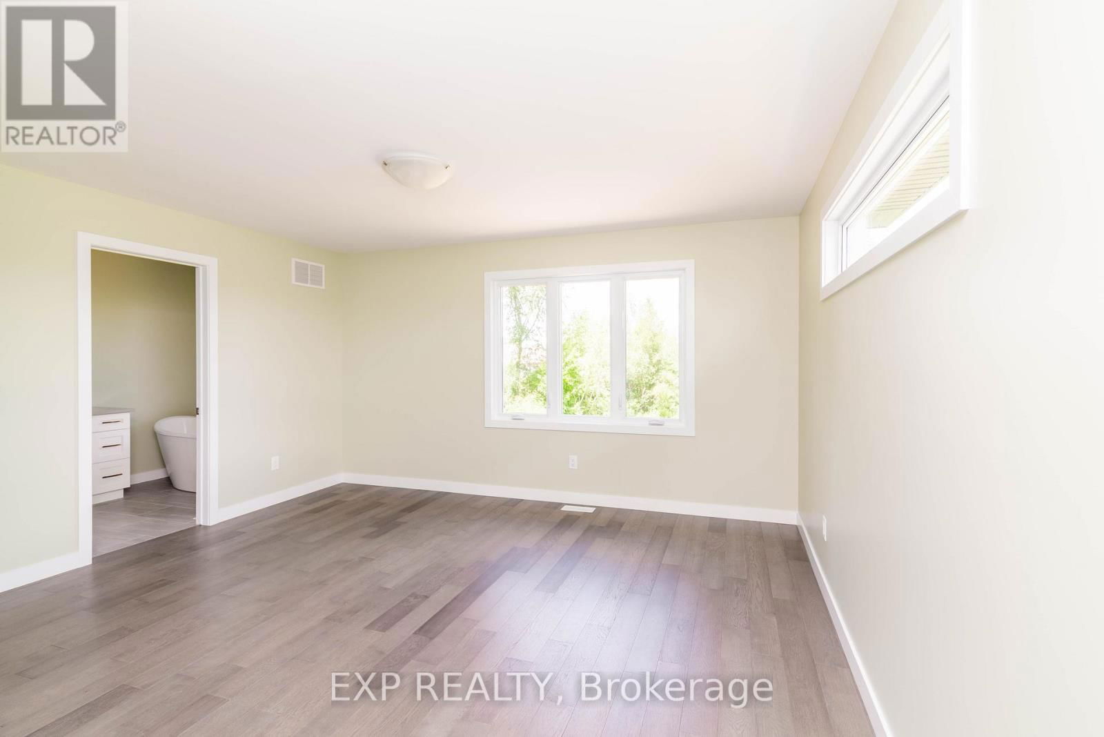 291 HAZEL CRESCENT Image 15