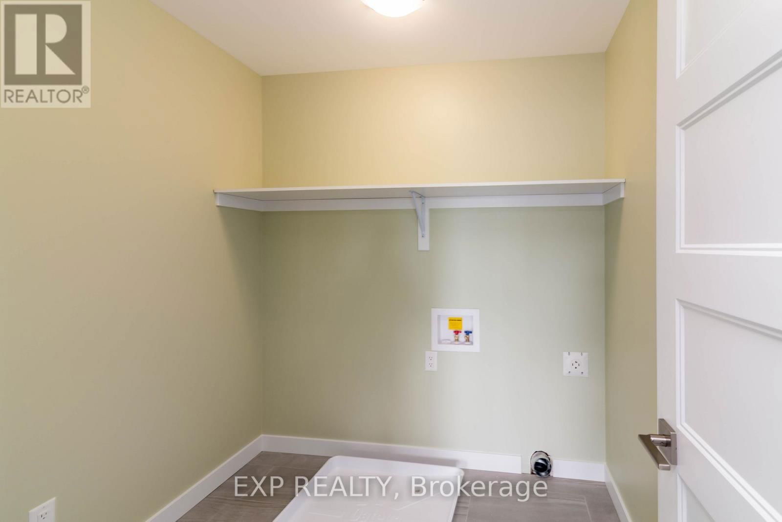 291 HAZEL CRESCENT Image 22