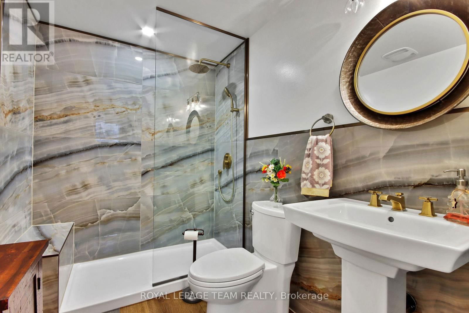 321 TRESTLE STREET Image 36