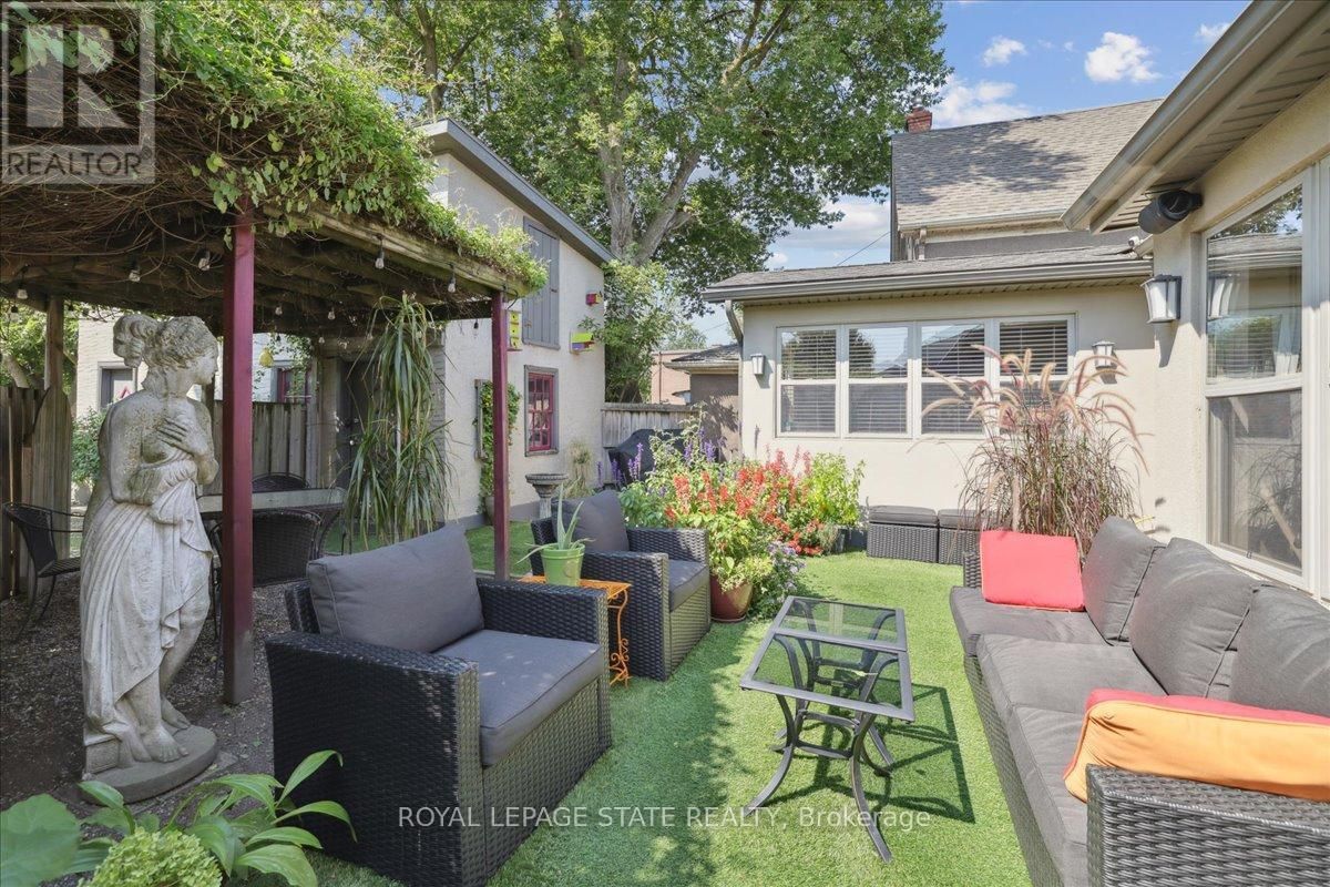 65 QUEEN STREET Image 14