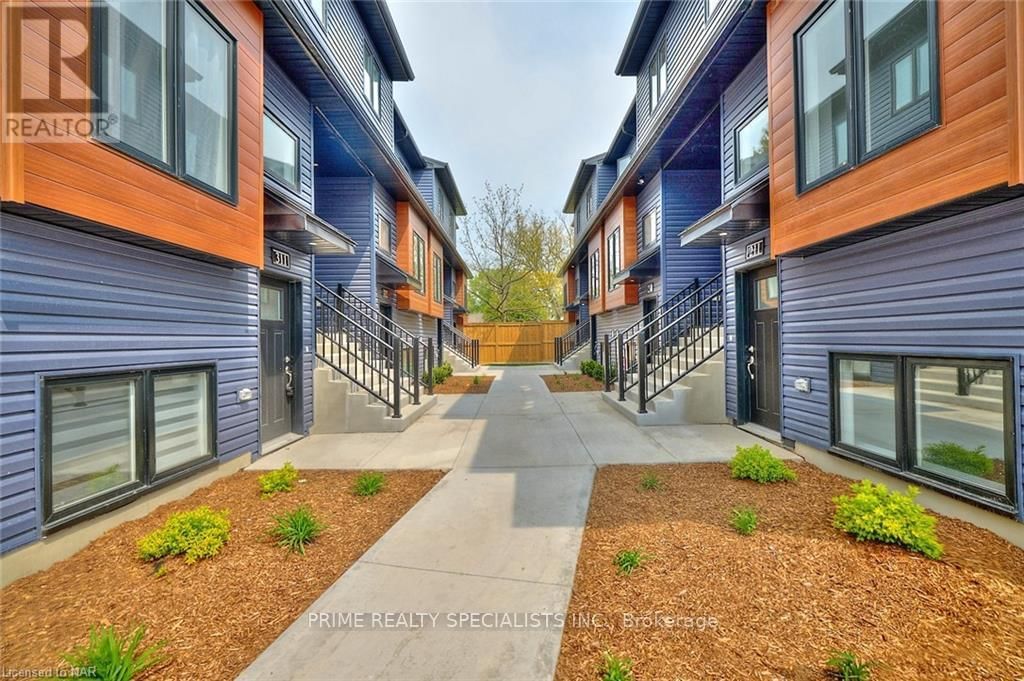 211 - 781 CLARE AVENUE Image 2