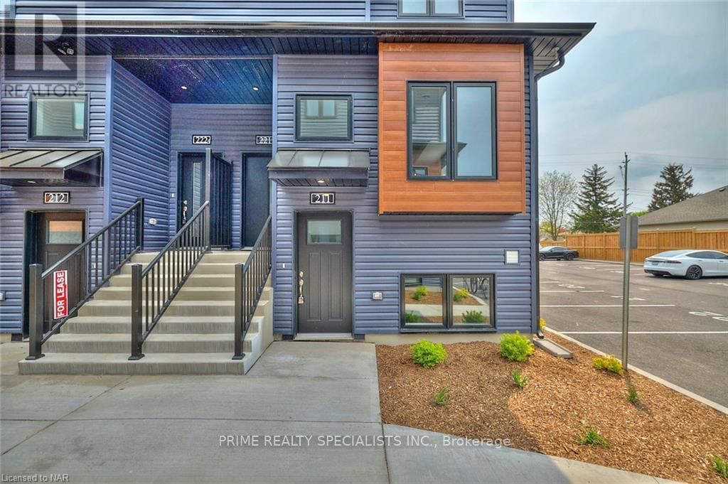 211 - 781 CLARE AVENUE Image 3