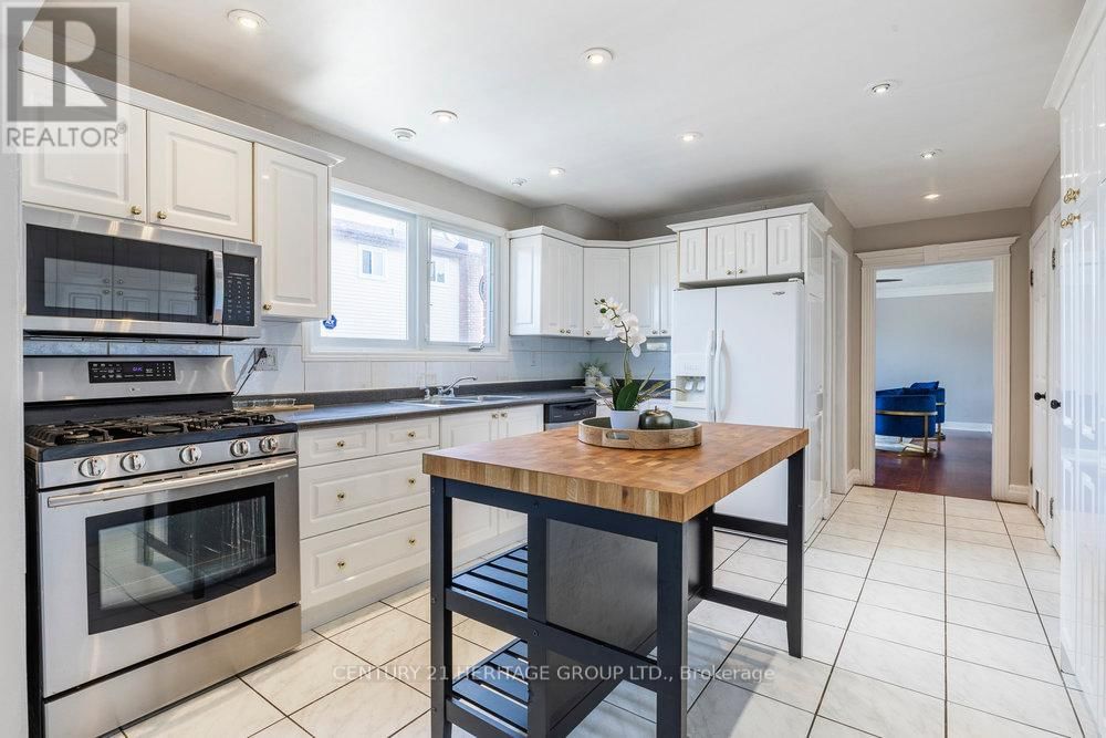 66 SEATON PLACE DRIVE Image 19