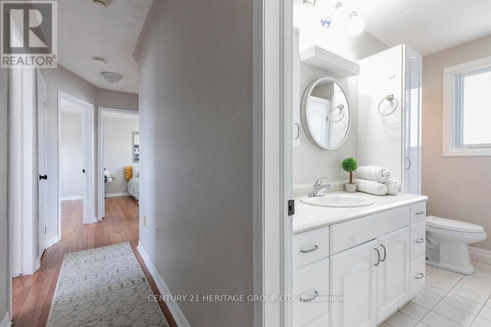 66 SEATON PLACE DRIVE Image 35