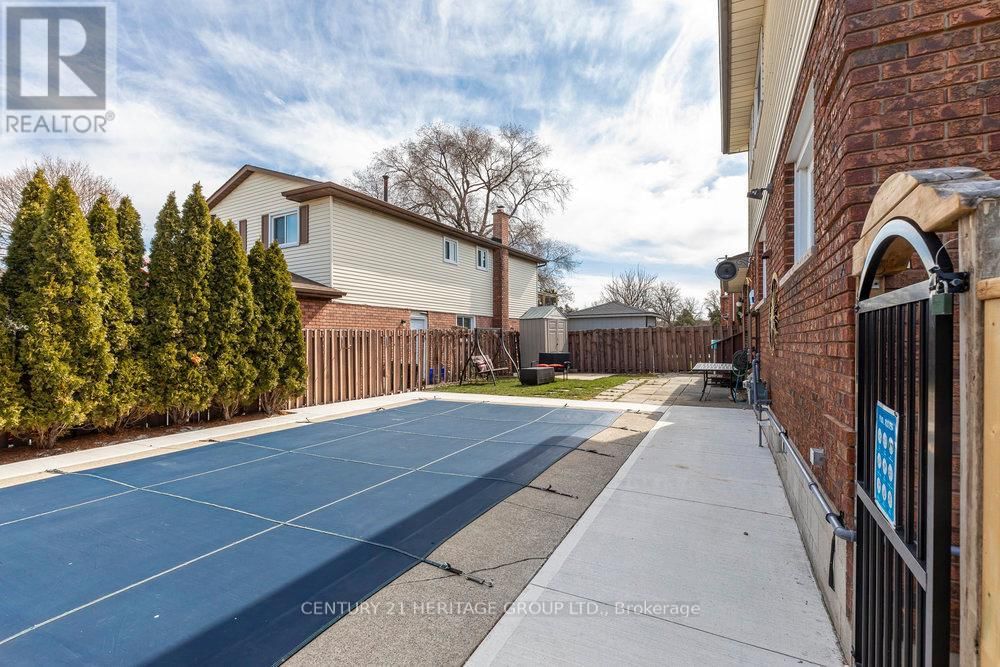 66 SEATON PLACE DRIVE Image 47