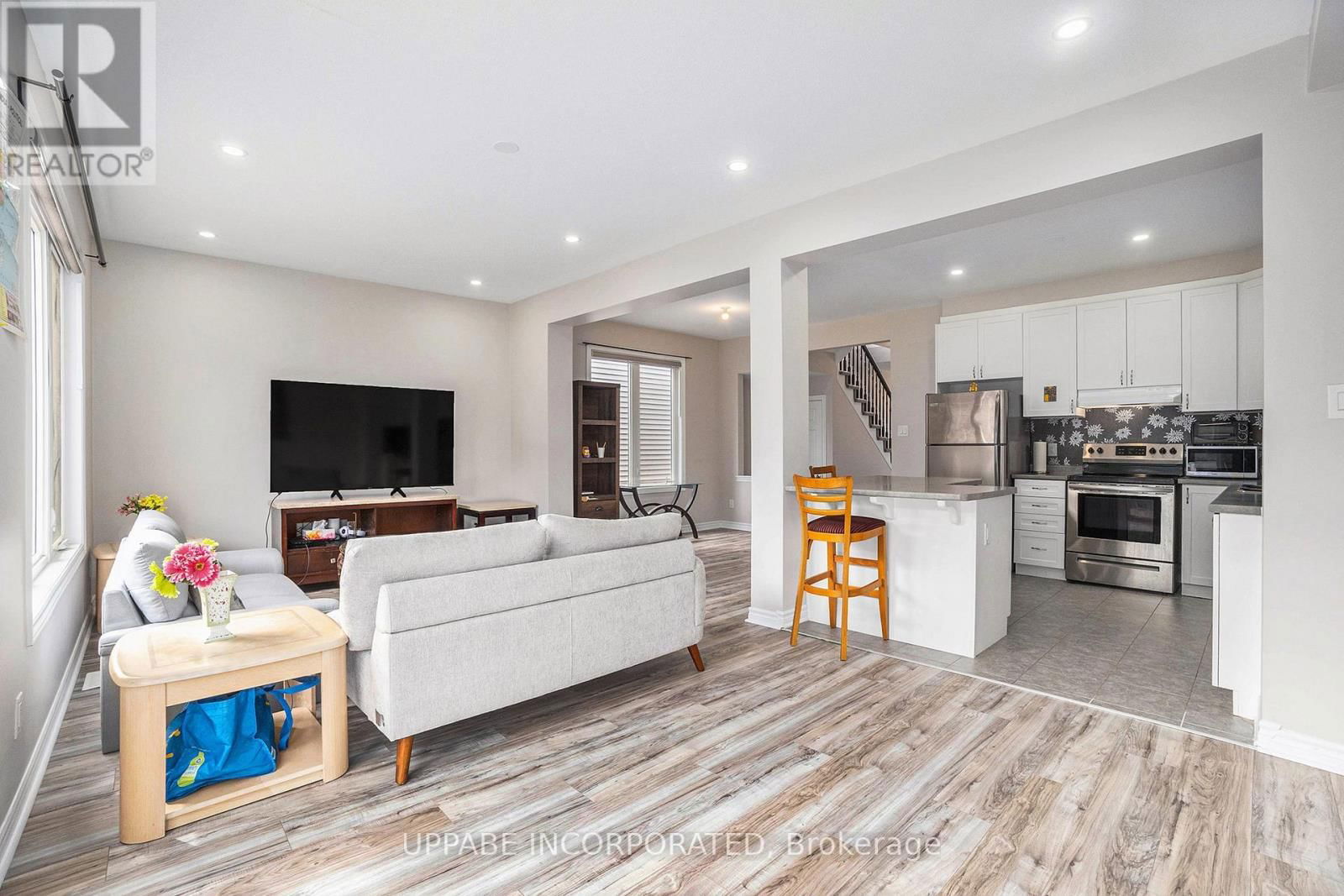 2326 WATERCOLOURS WAY Image 11