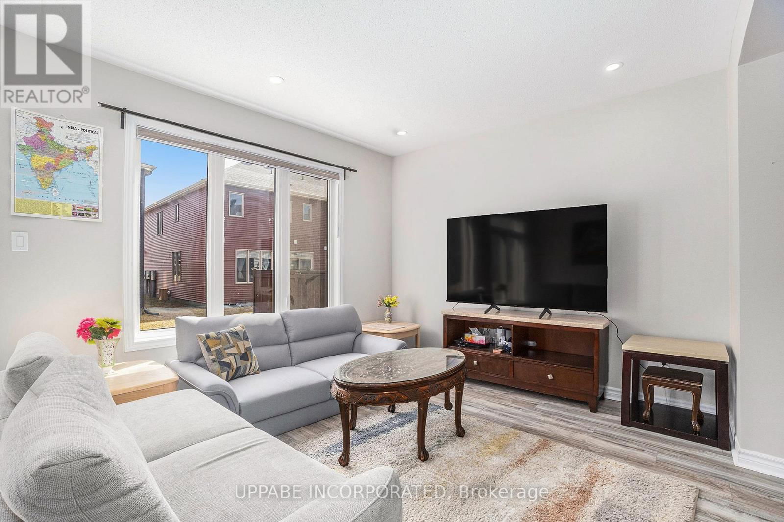 2326 WATERCOLOURS WAY Image 13