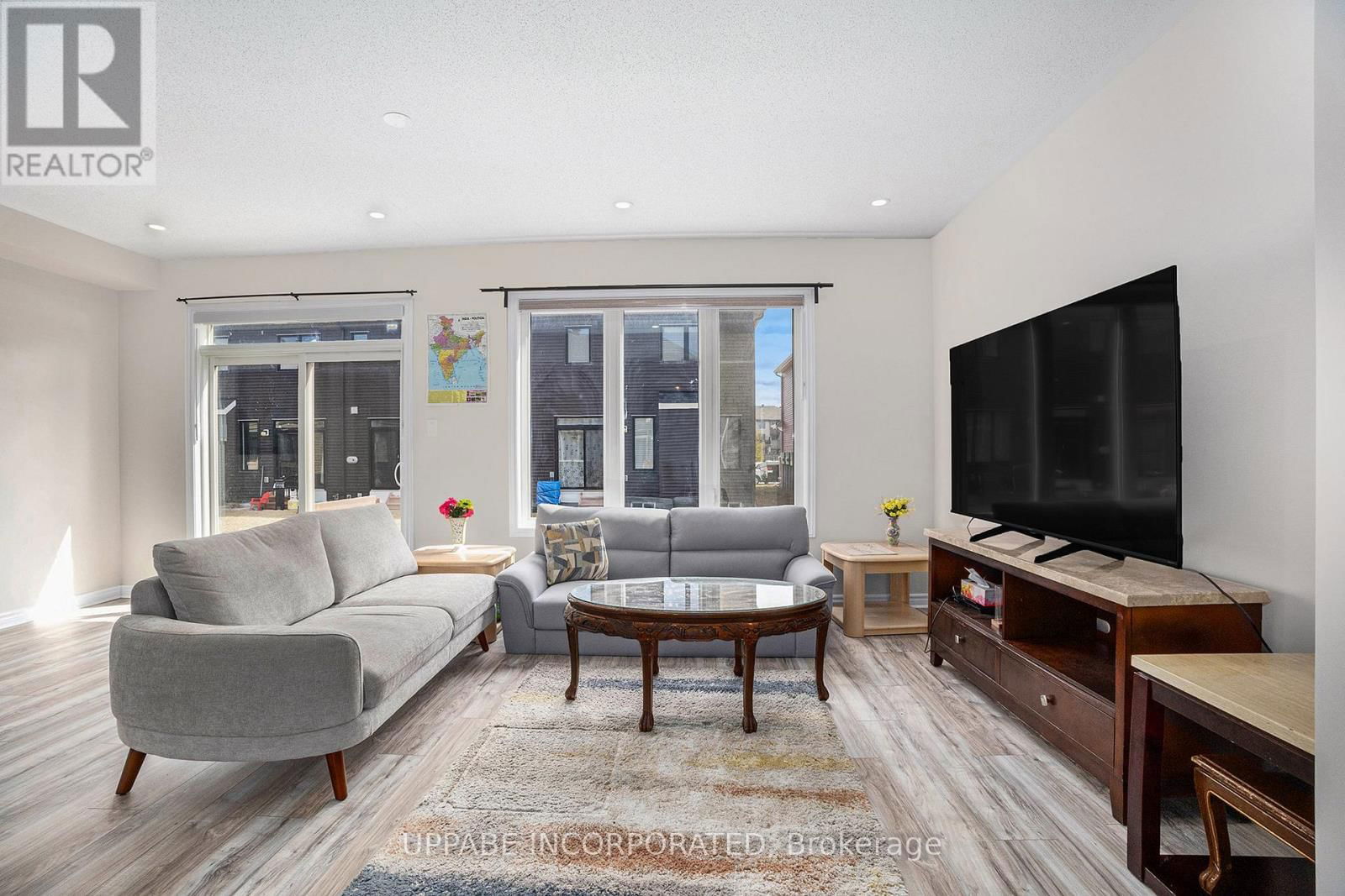 2326 WATERCOLOURS WAY Image 14