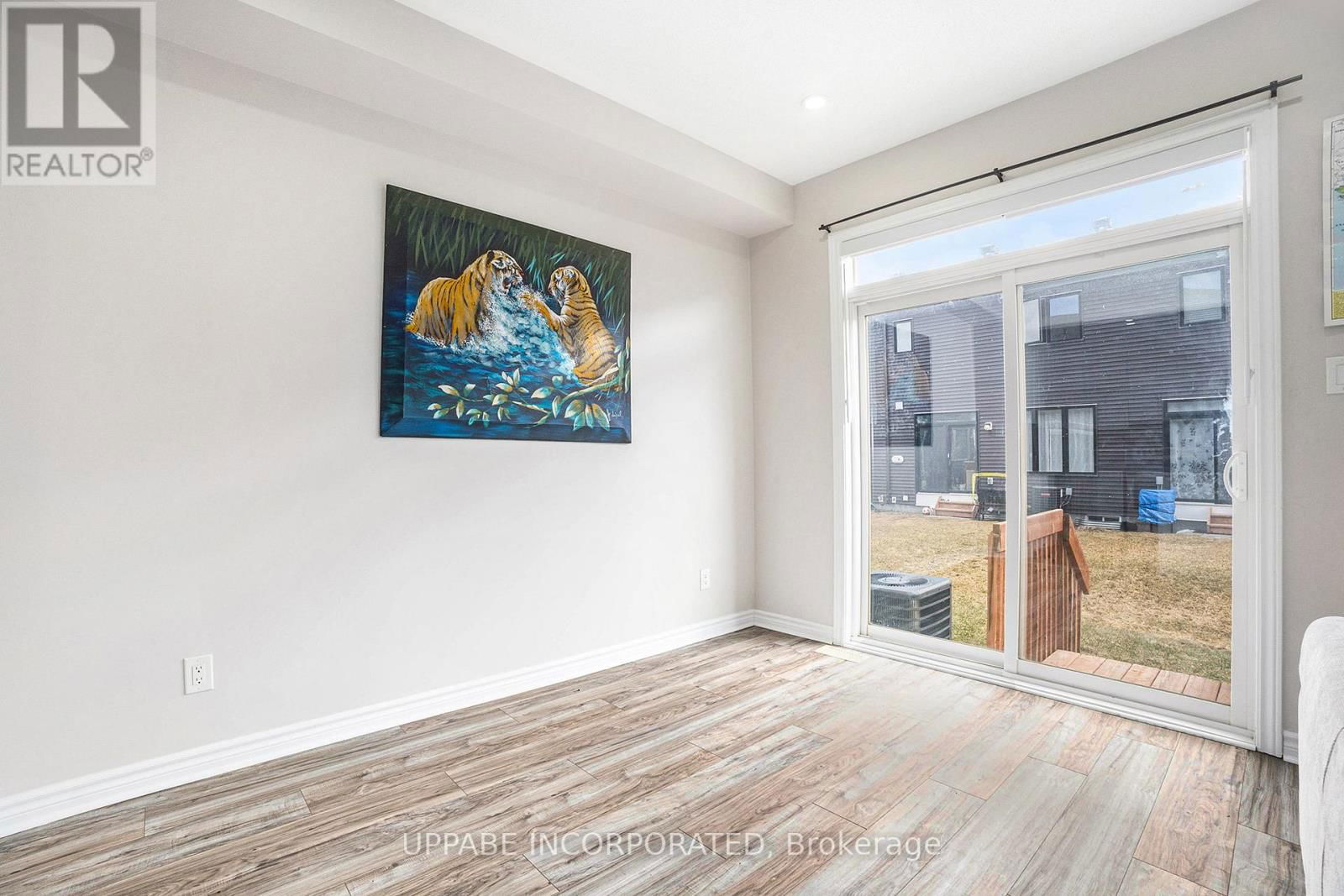 2326 WATERCOLOURS WAY Image 15