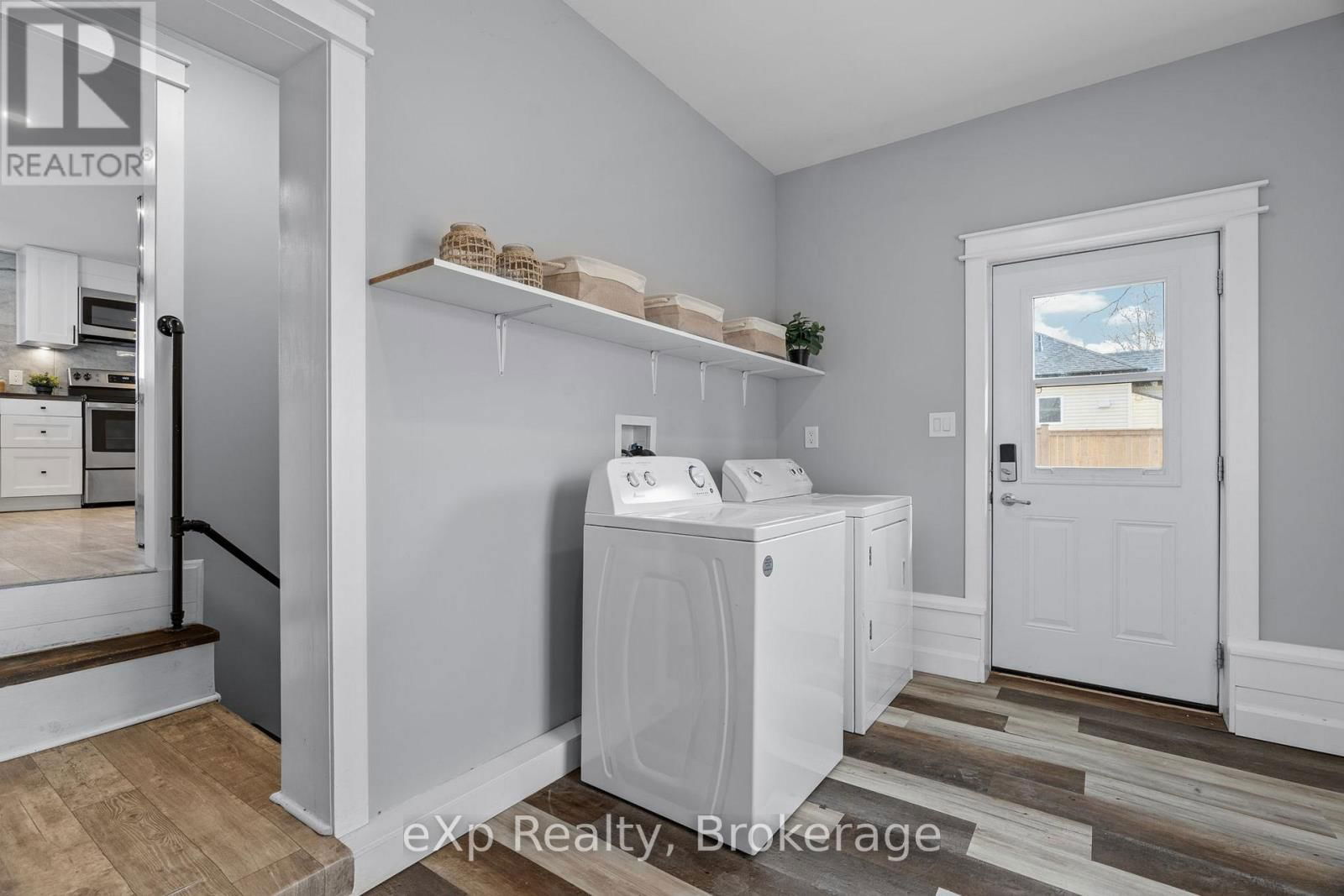 236 SYDENHAM STREET Image 33