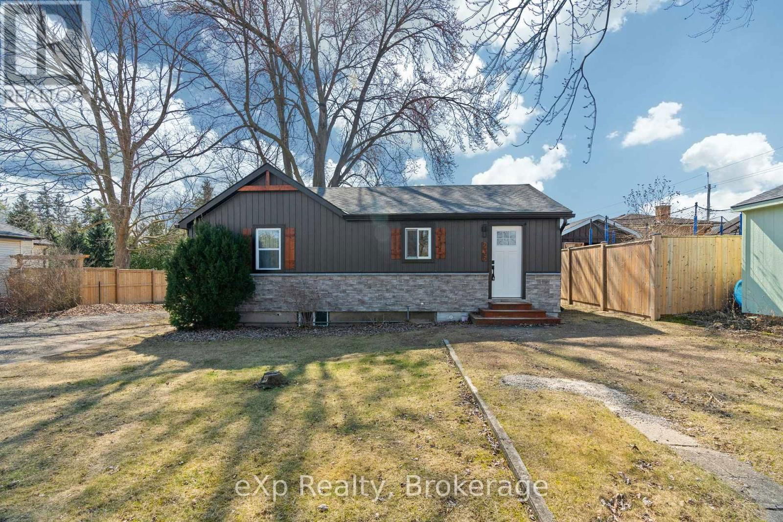 236 SYDENHAM STREET Image 4