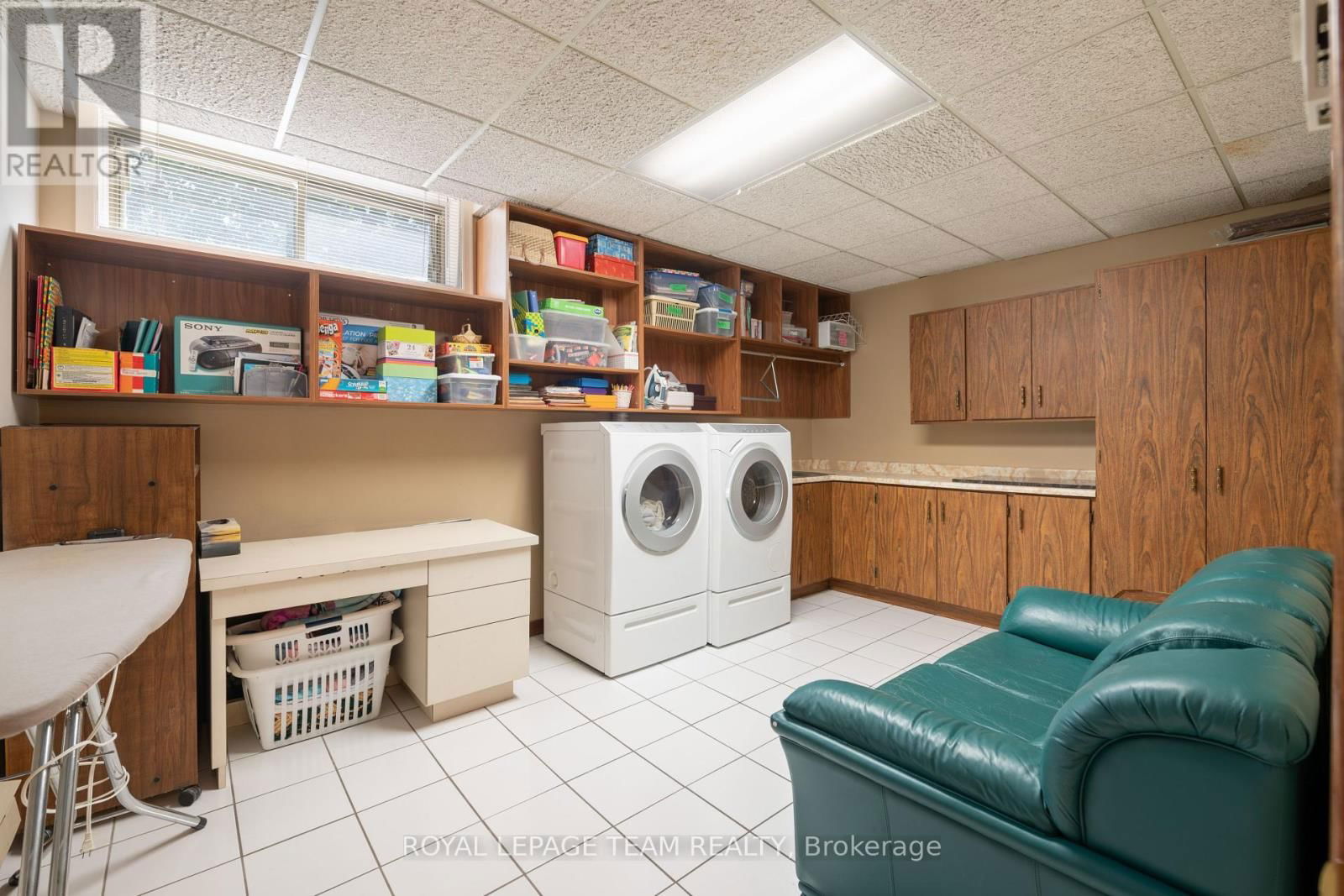 10 NANCY AVENUE Image 43