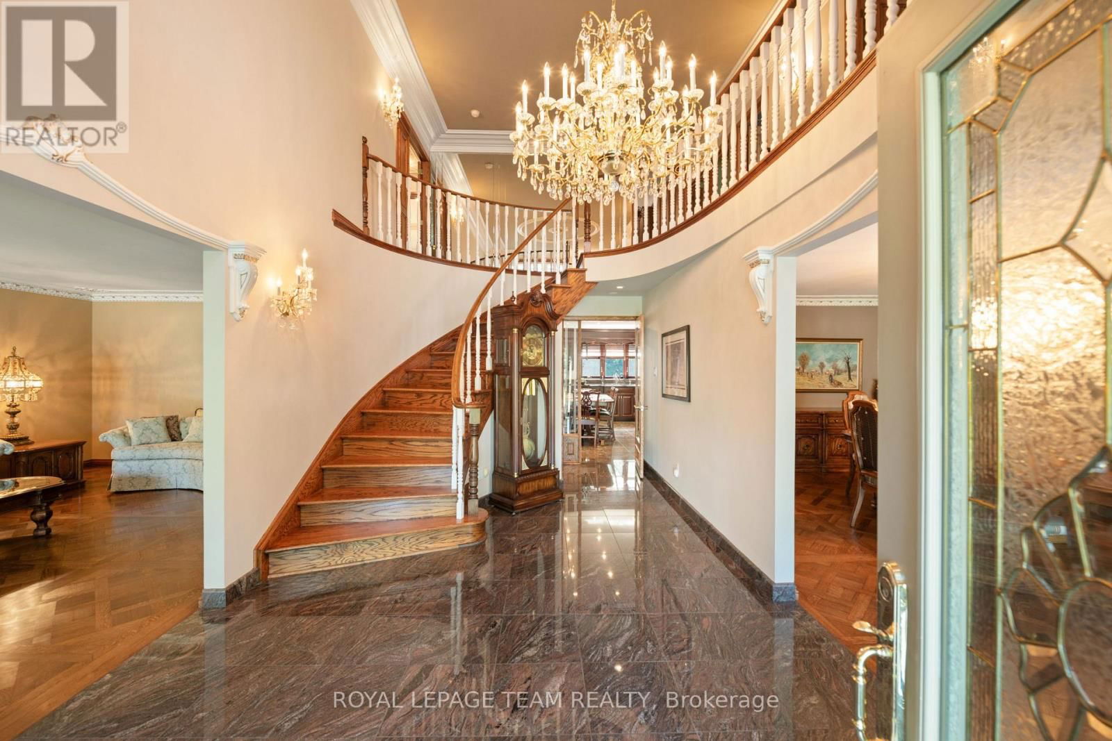10 NANCY AVENUE Image 7