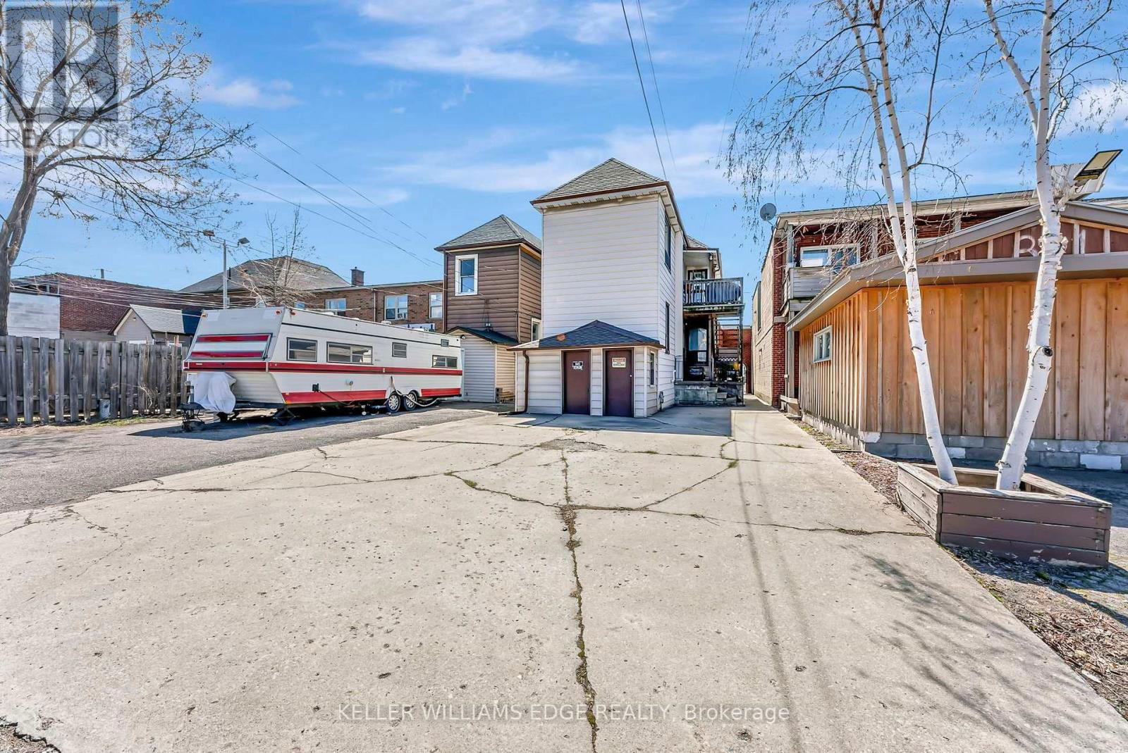 893 BARTON STREET EAST Image 37
