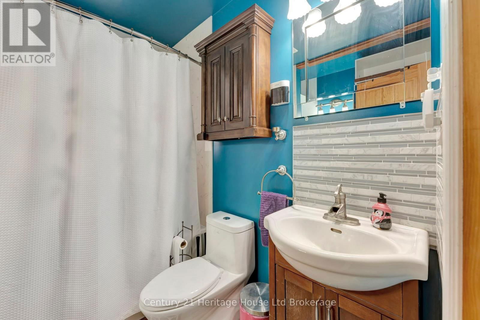 817 KENSINGTON STREET Image 13