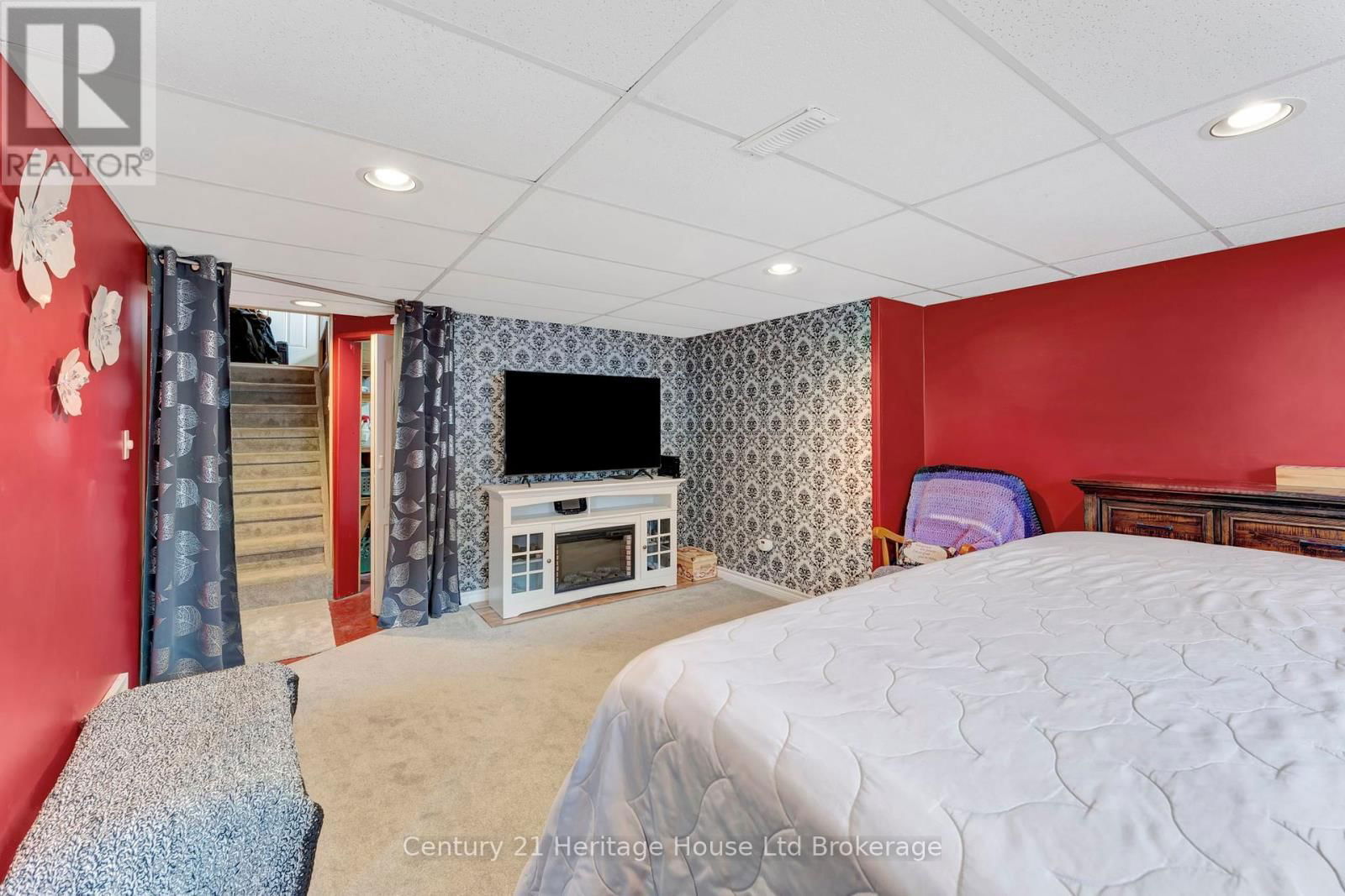 817 KENSINGTON STREET Image 15