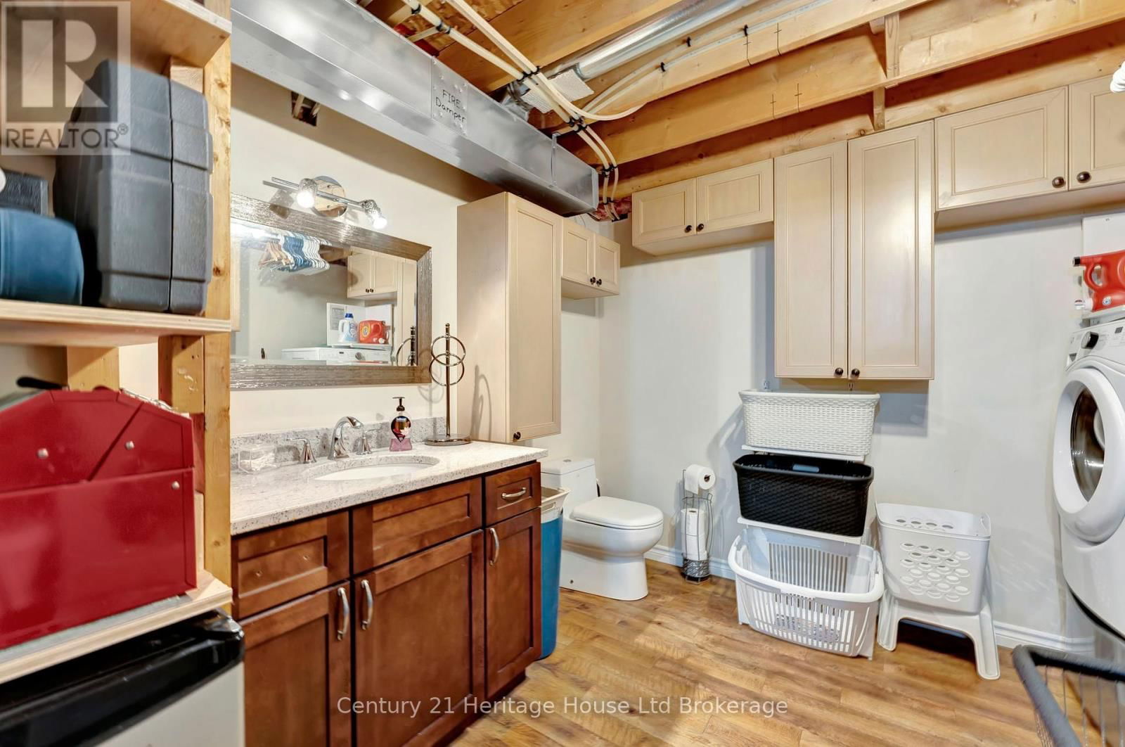 817 KENSINGTON STREET Image 30