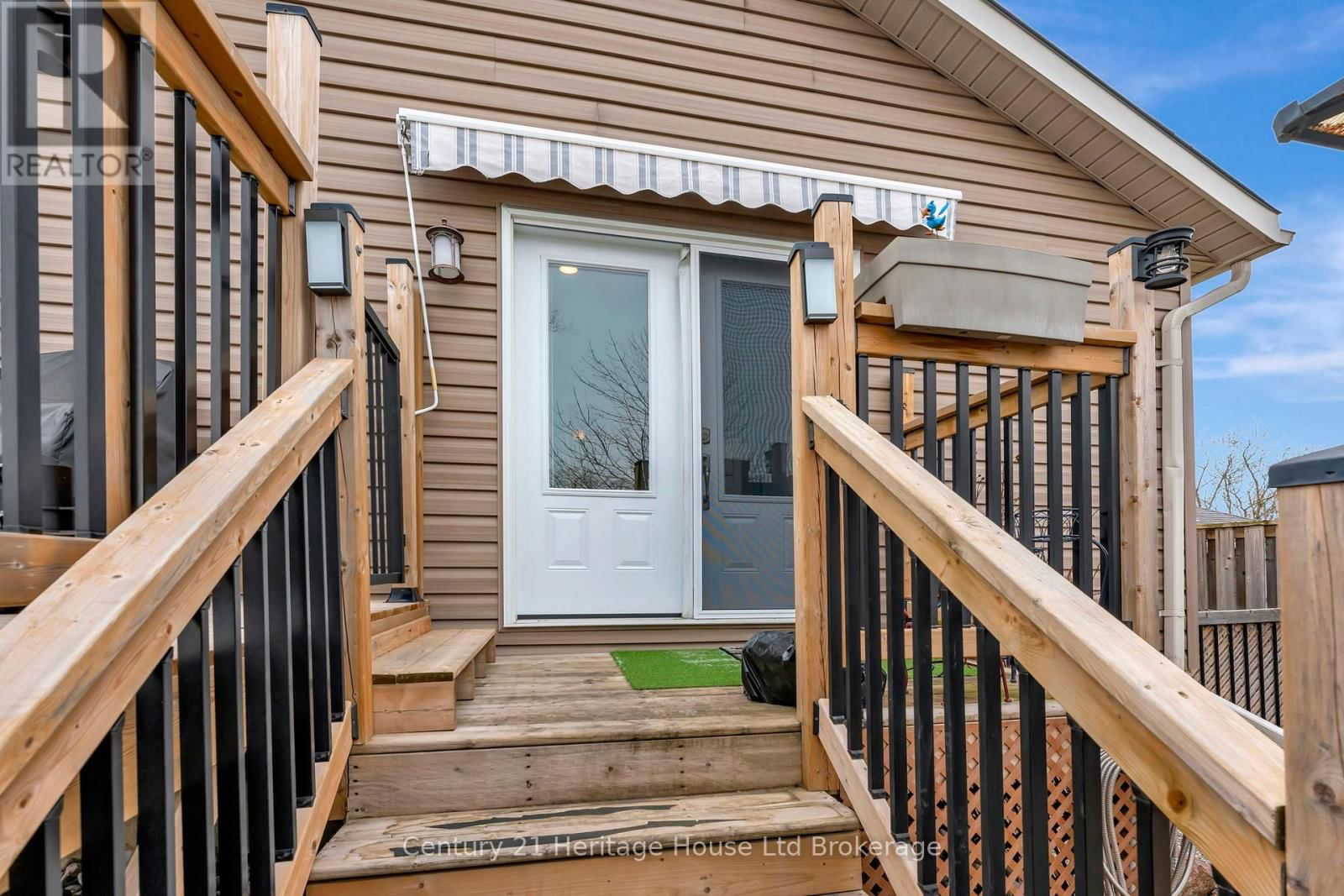 817 KENSINGTON STREET Image 33