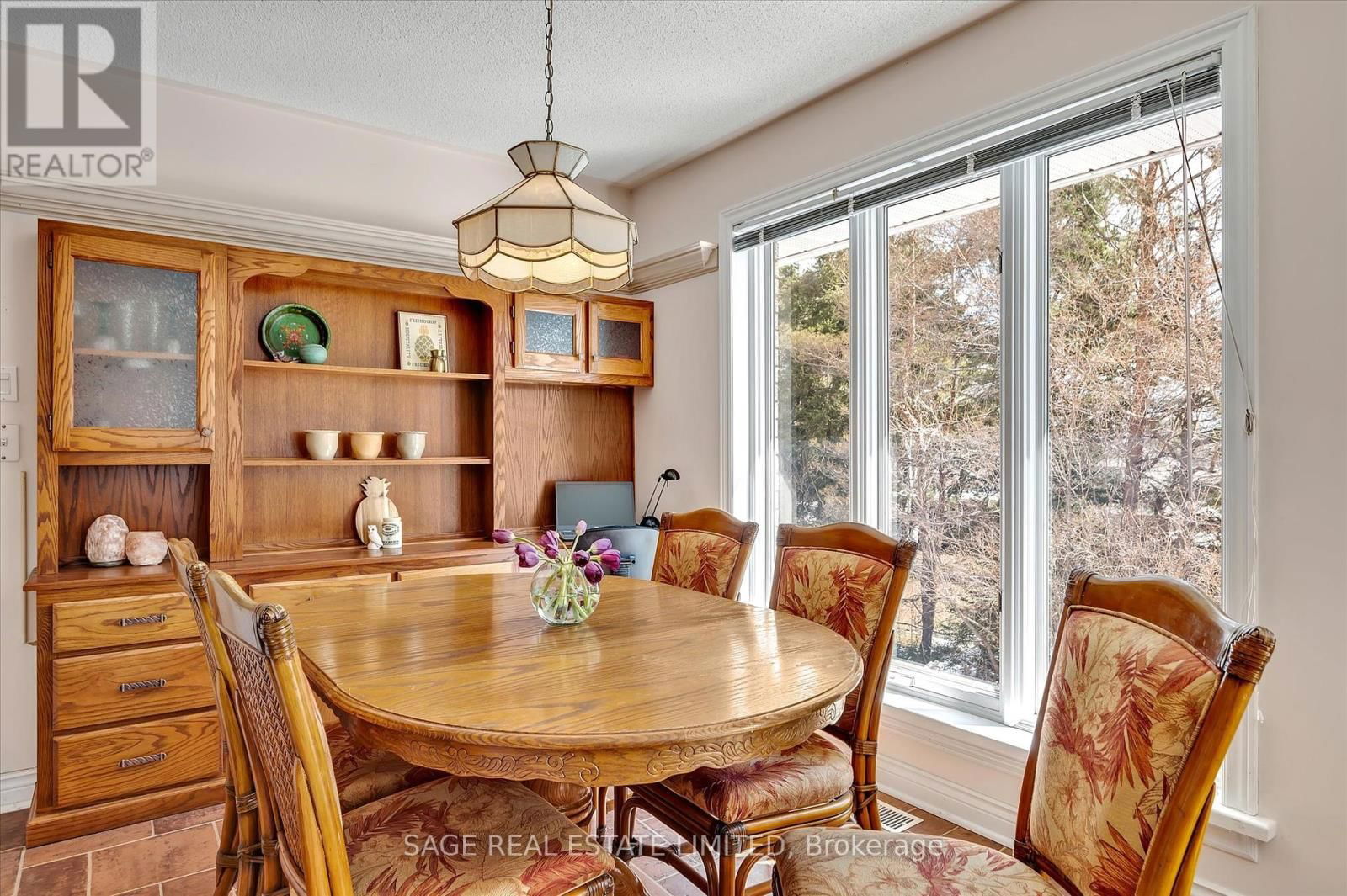 15 HILLVIEW DRIVE Image 11