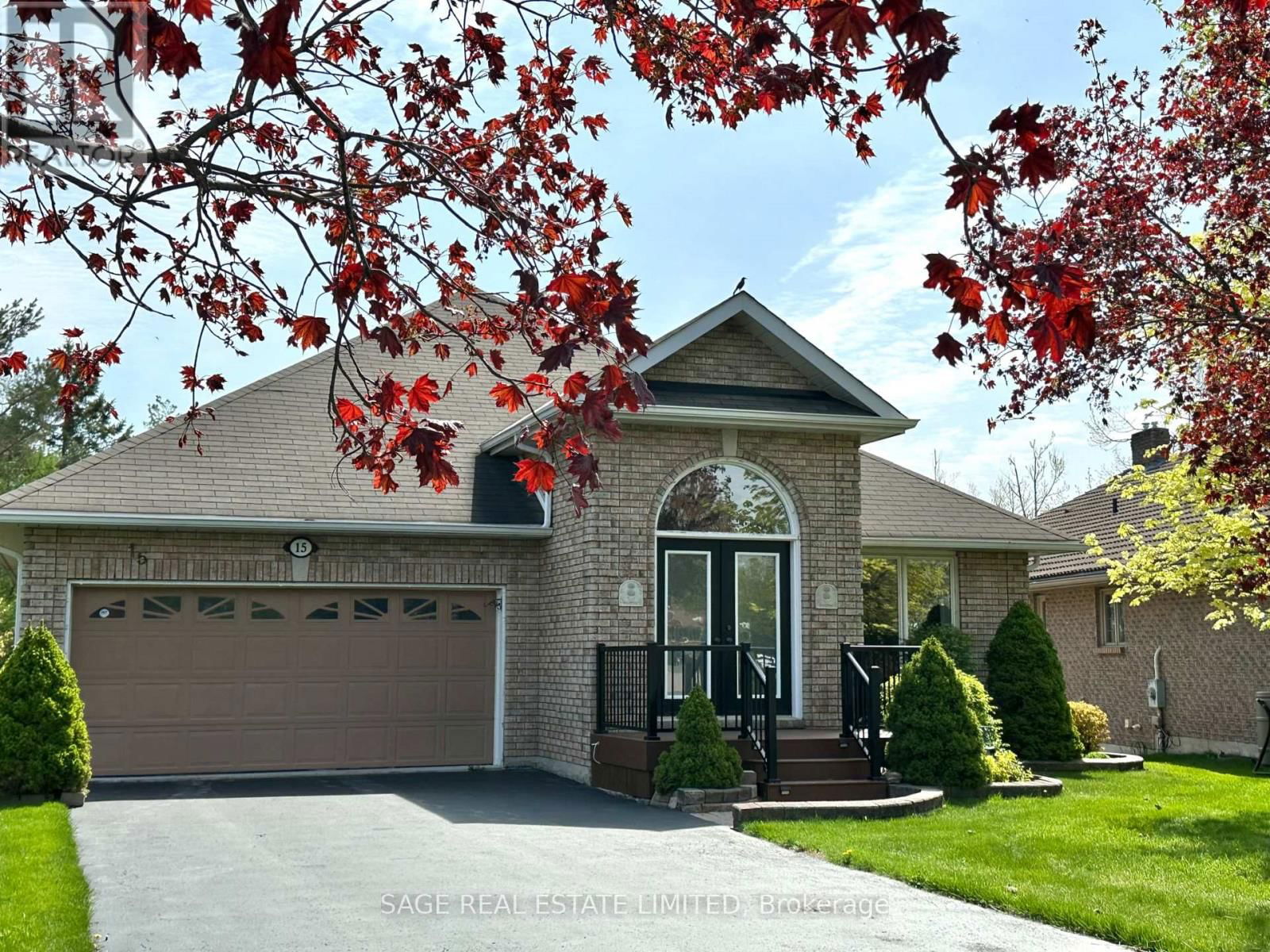 15 HILLVIEW DRIVE Image 2