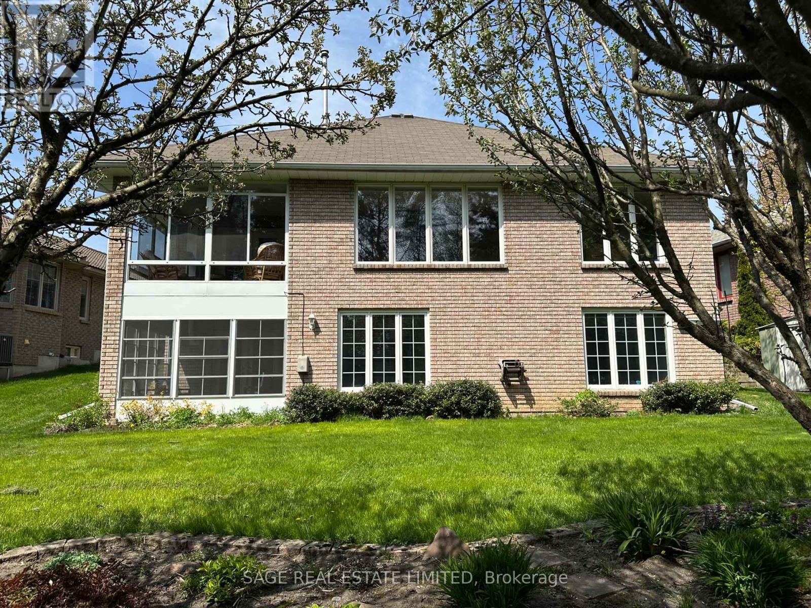 15 HILLVIEW DRIVE Image 42