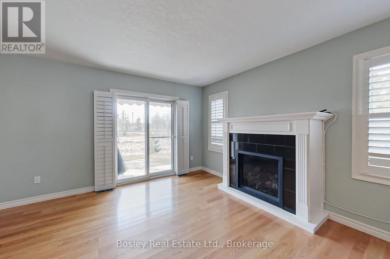 112 EMPIRE LANE Image 12
