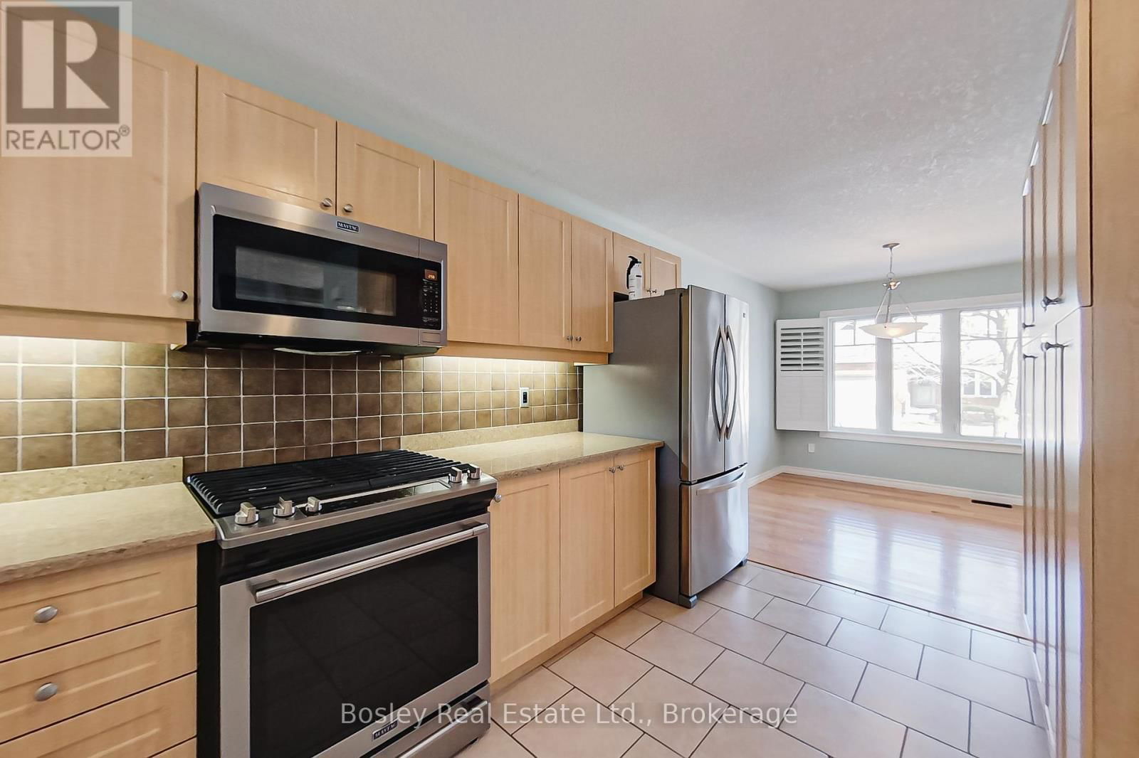 112 EMPIRE LANE Image 9