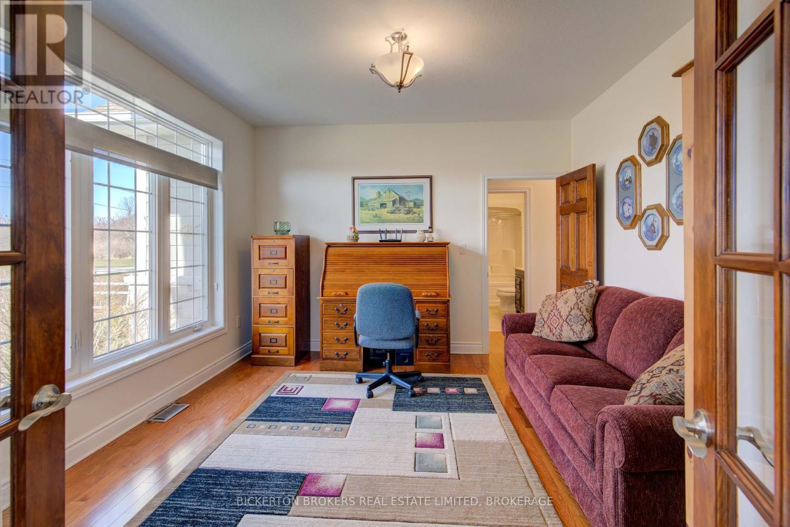 255 GOOD FRIEND DRIVE Image 39
