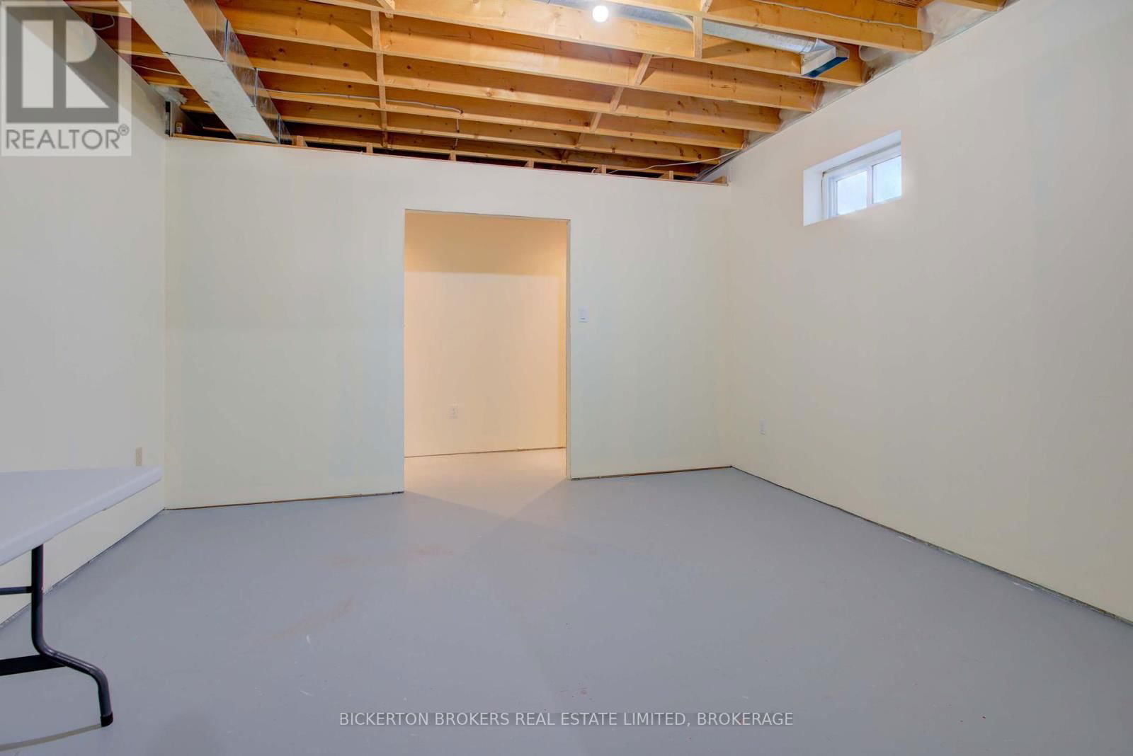 255 GOOD FRIEND DRIVE Image 47