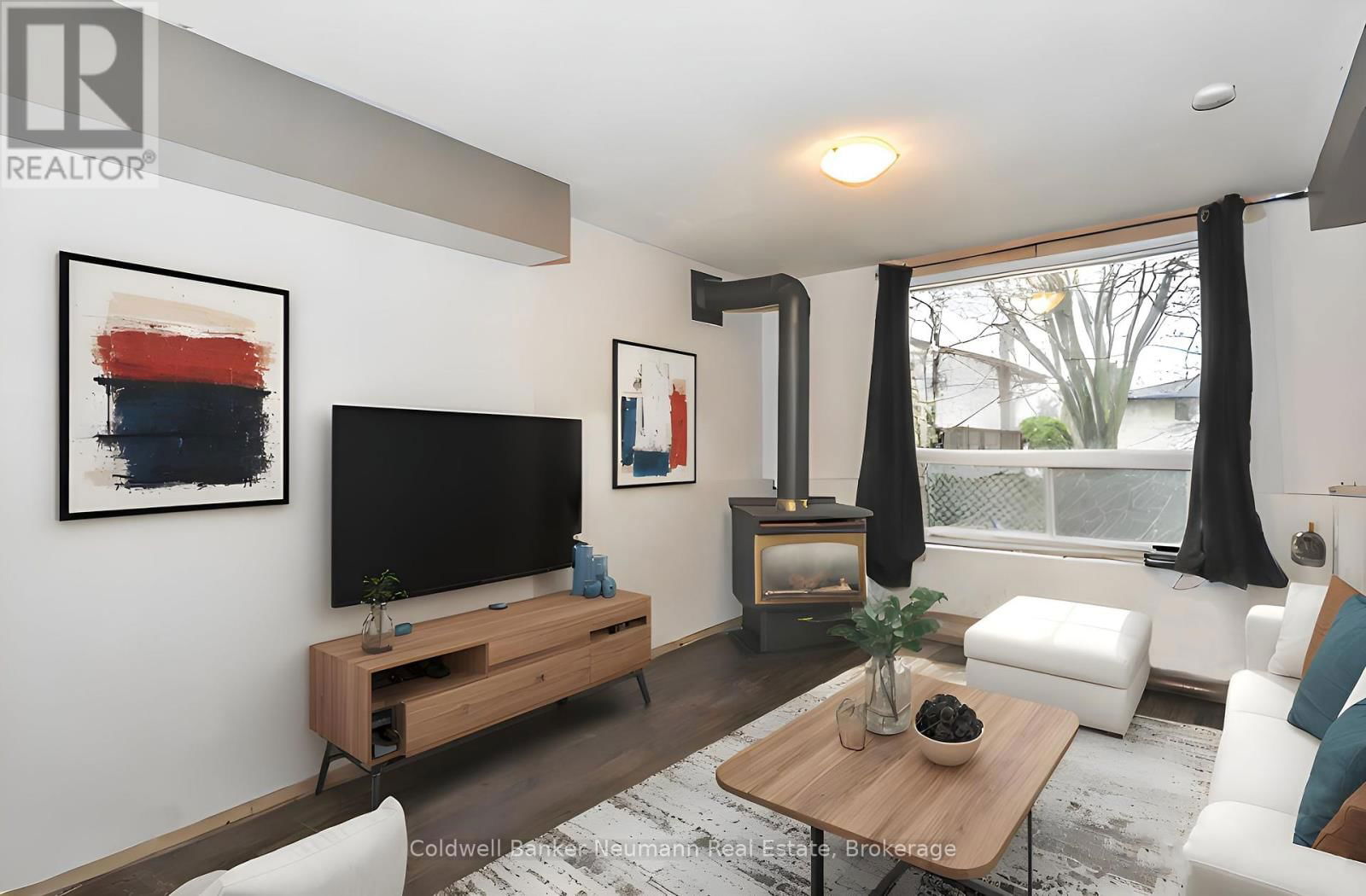 723 SCOTTSDALE DRIVE Image 1